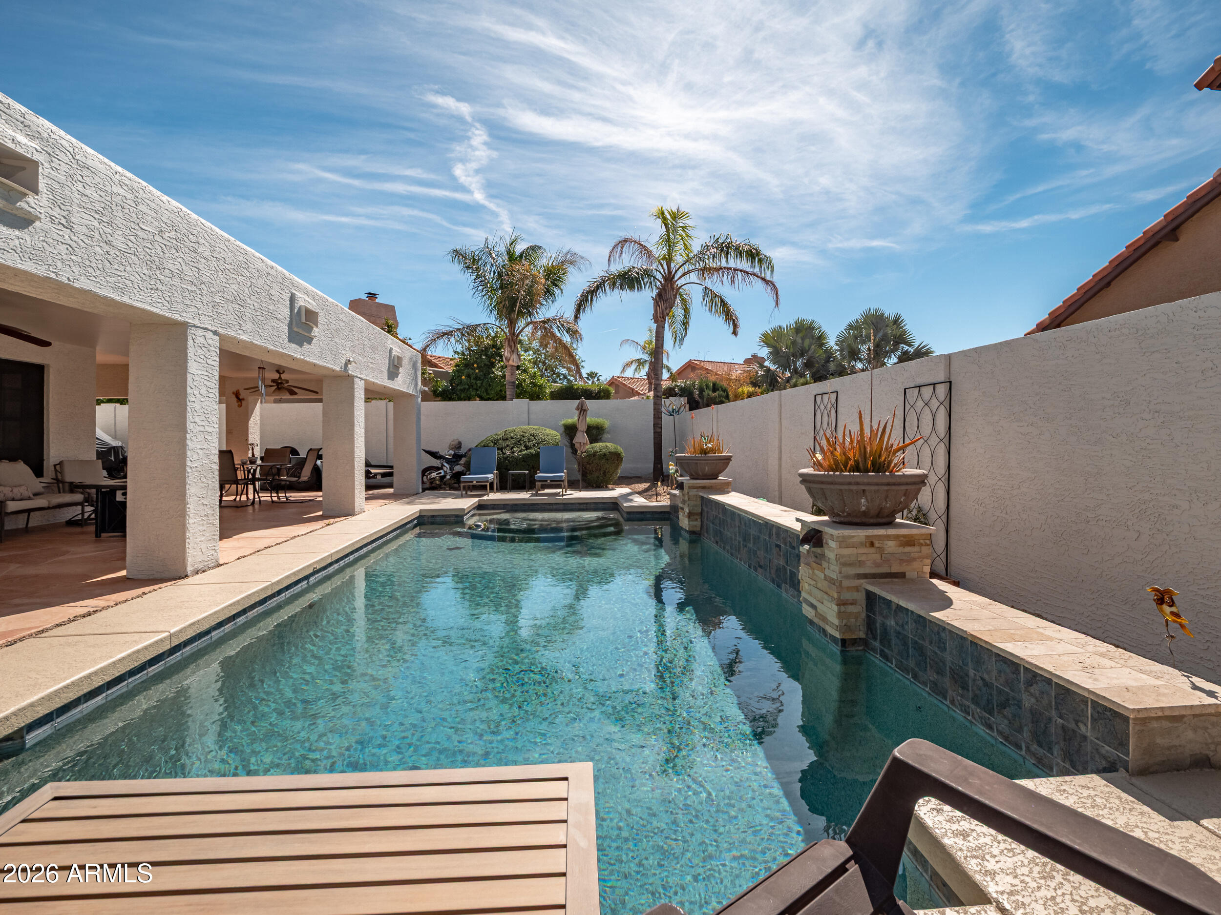 6133 E SADDLEBACK Street