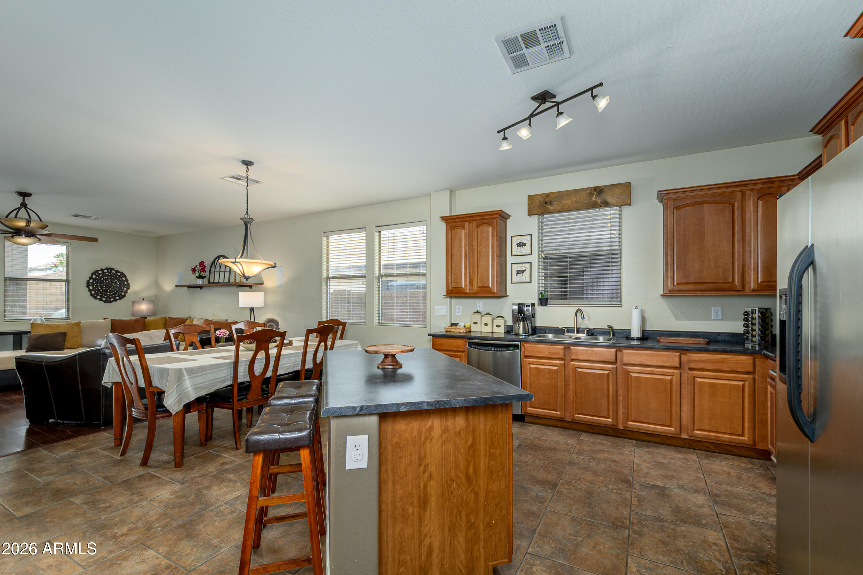 CROSSRIVER UNIT 2 - Residential