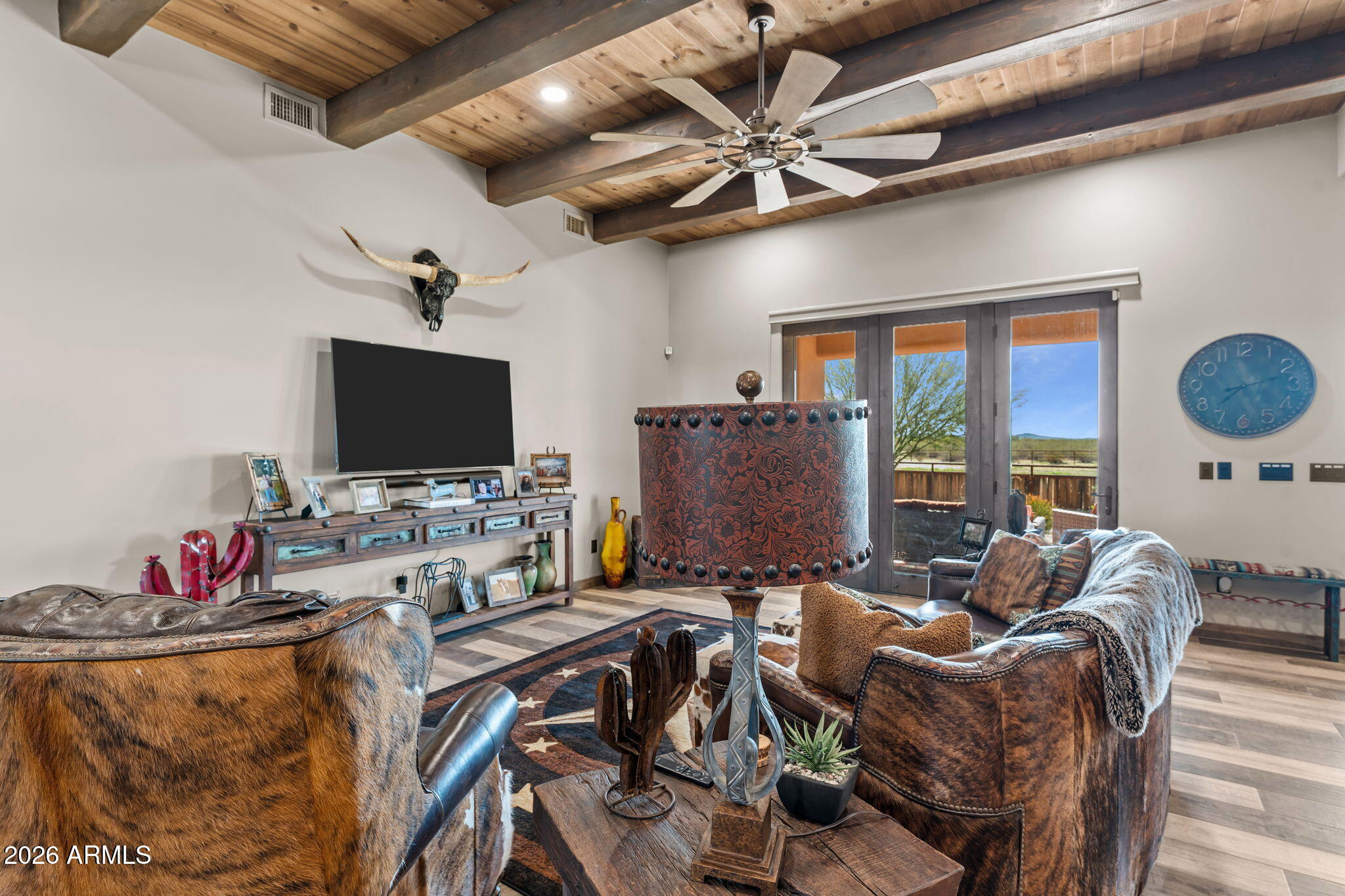 20 Acres with full horse set-up - Residential