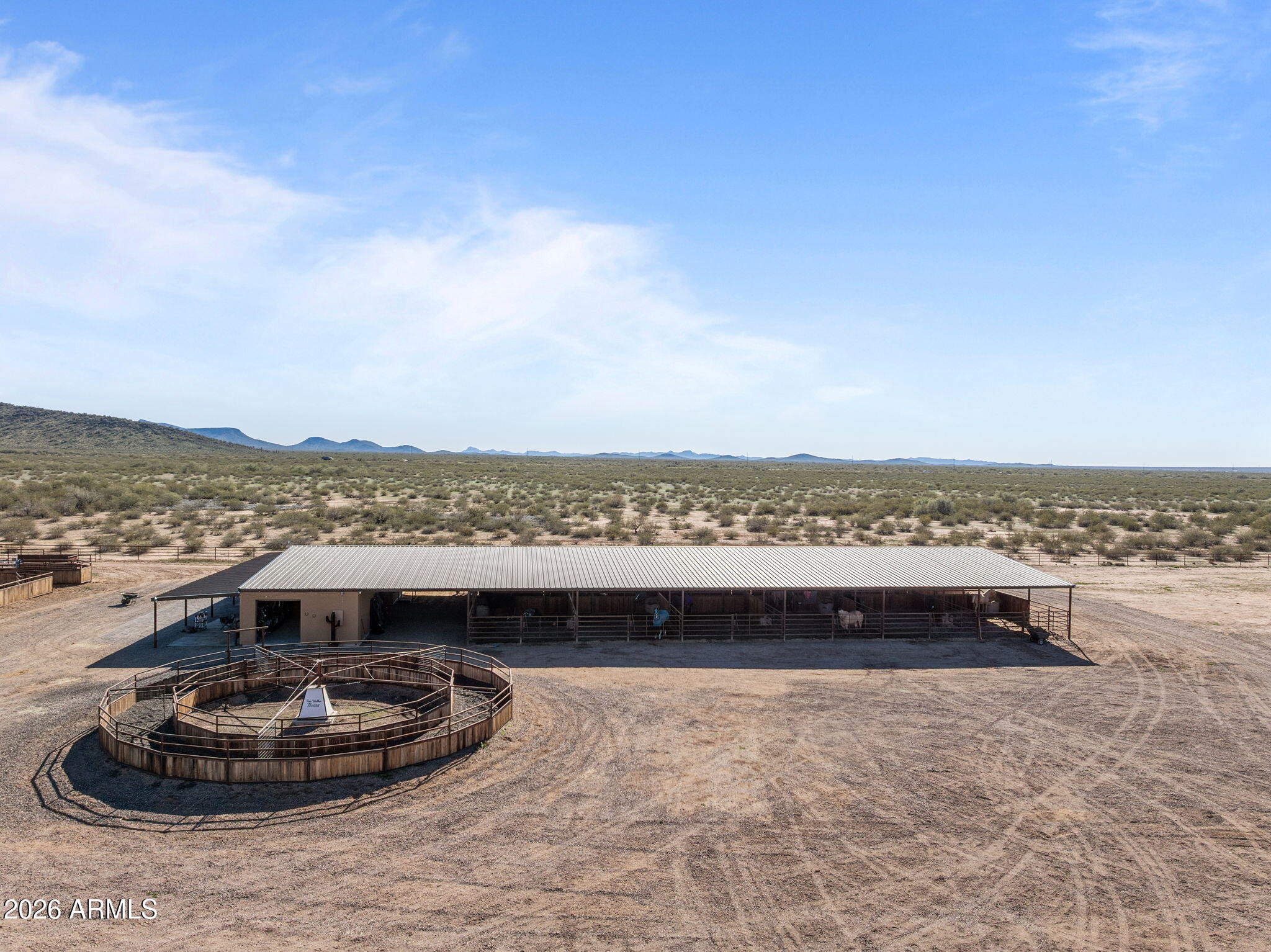 20 Acres with full horse set-up - Residential