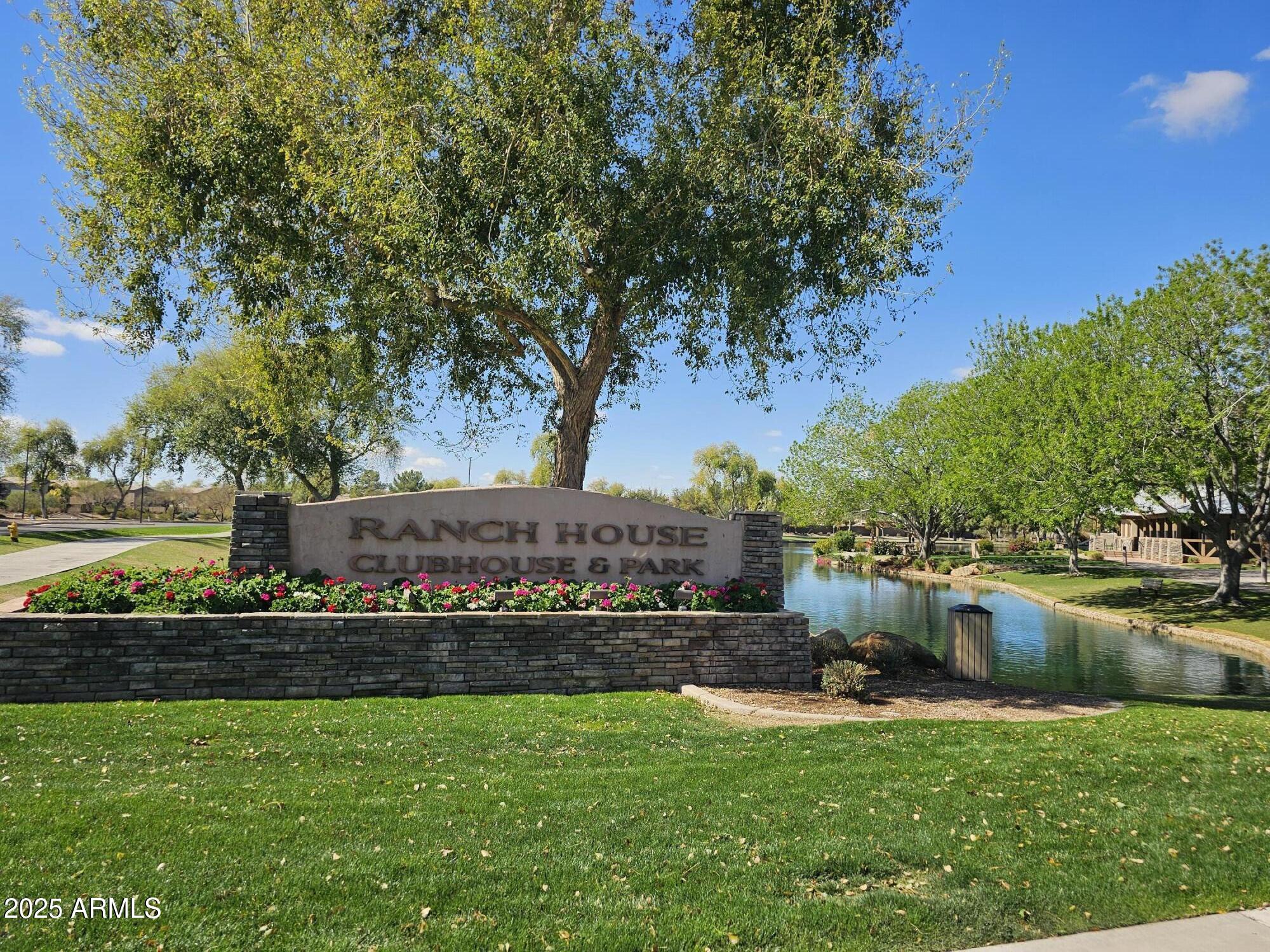 4072 S SKYLINE Court