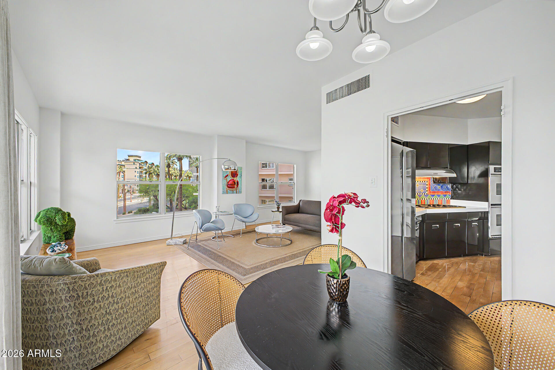 2201 N CENTRAL Avenue 3D