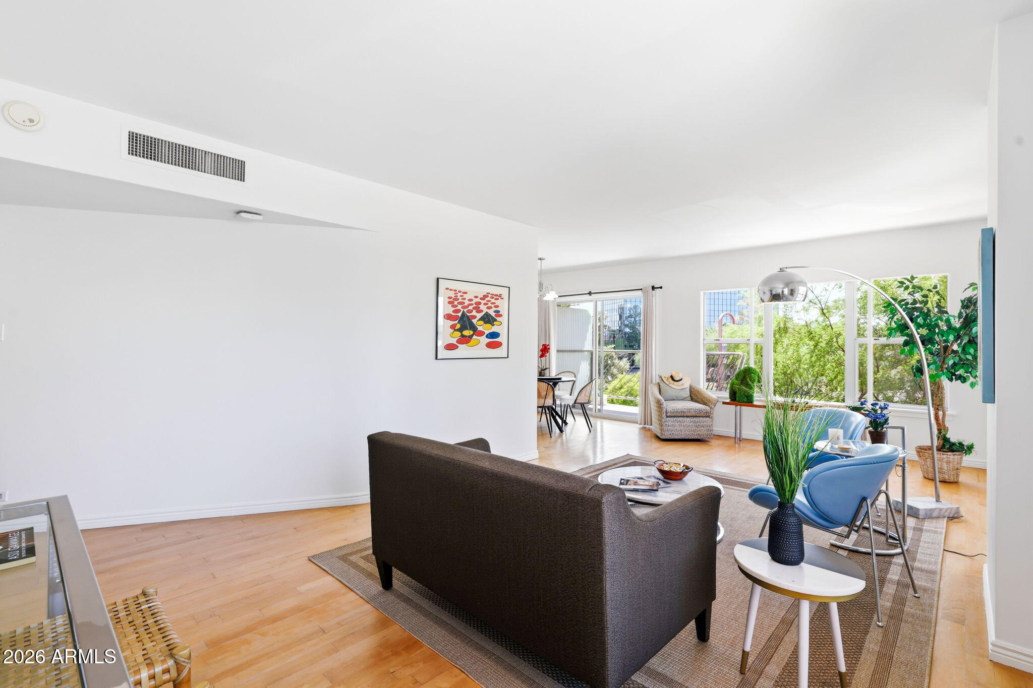 2201 N CENTRAL Avenue 3D