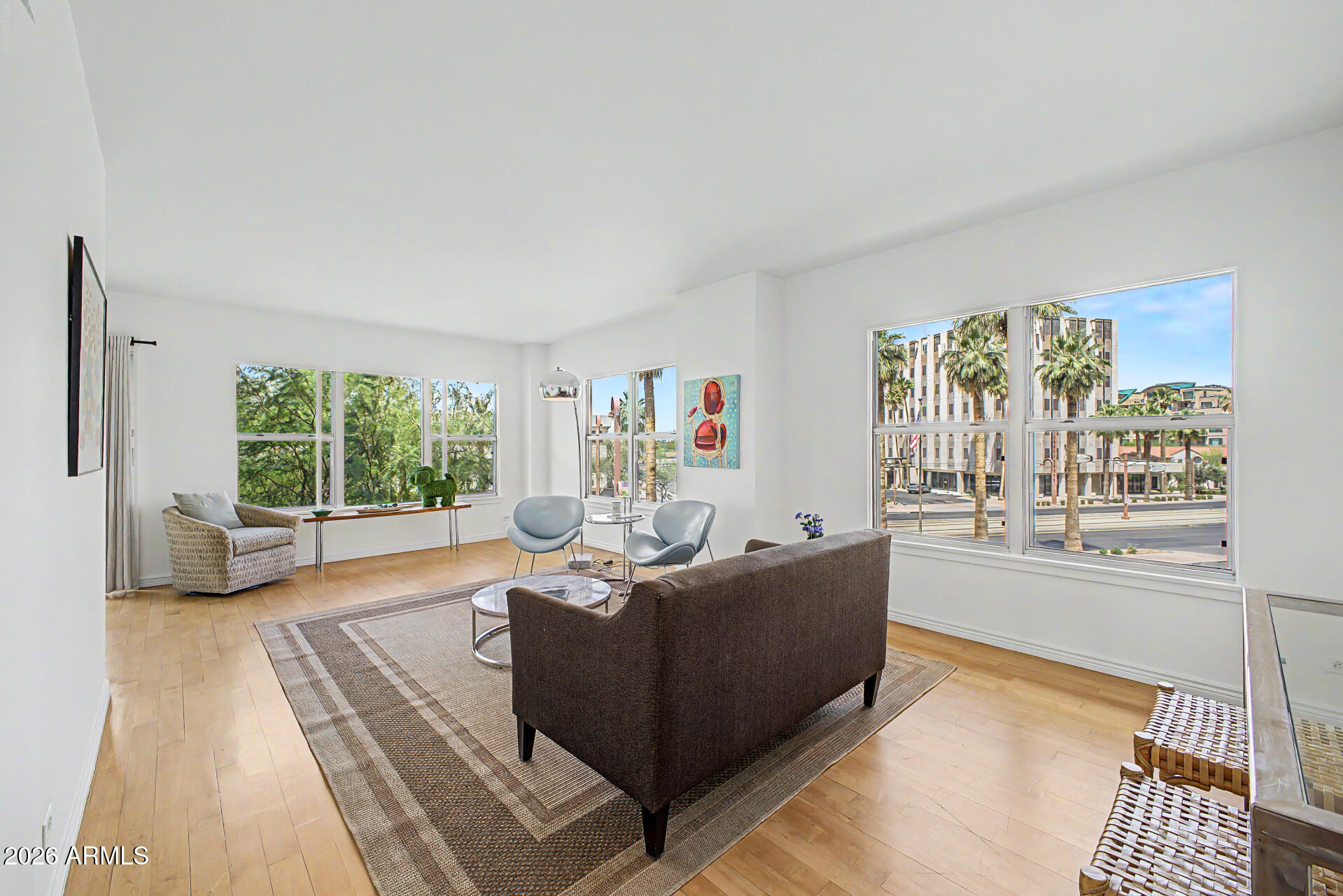 2201 N CENTRAL Avenue 3D