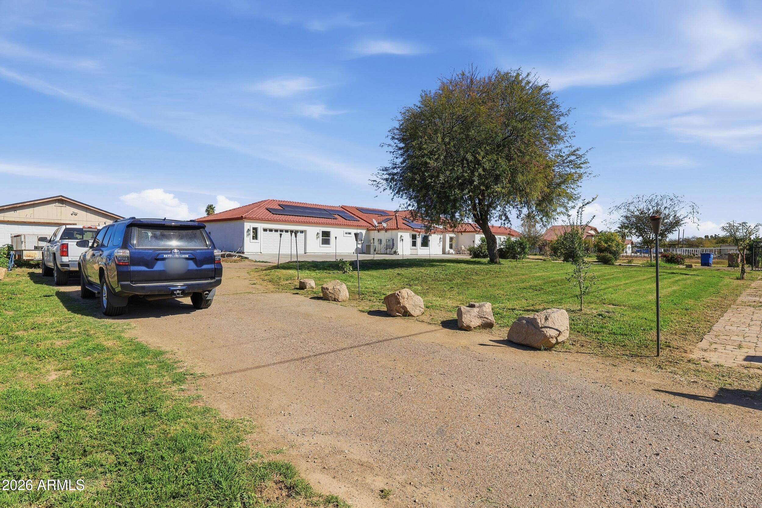ELLSWORTH SUBURBAN MINI-FARMS - Residential