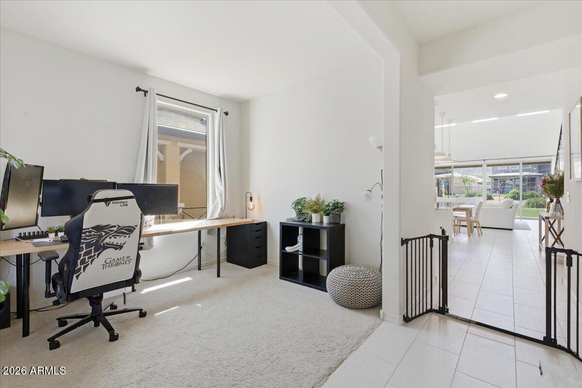 2435 E Saint Catherine Avenue