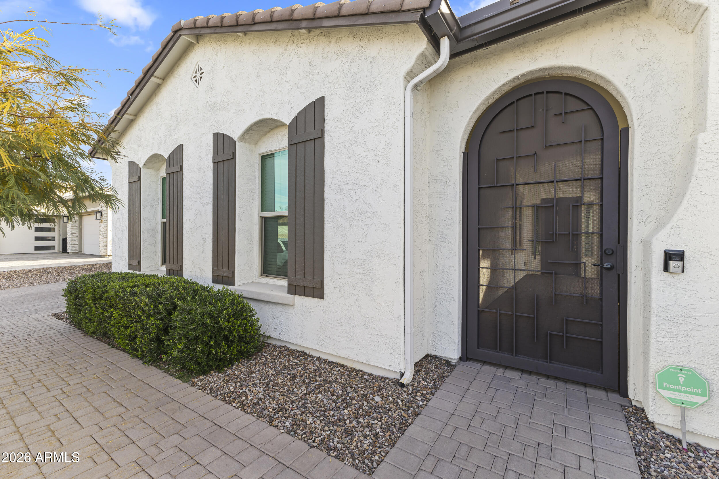 5255 N GINNING Drive