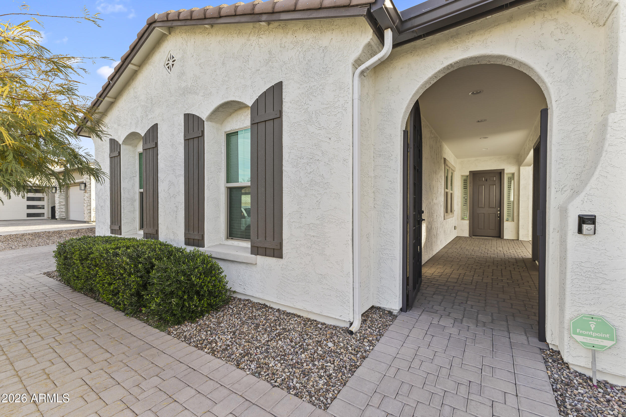 5255 N GINNING Drive