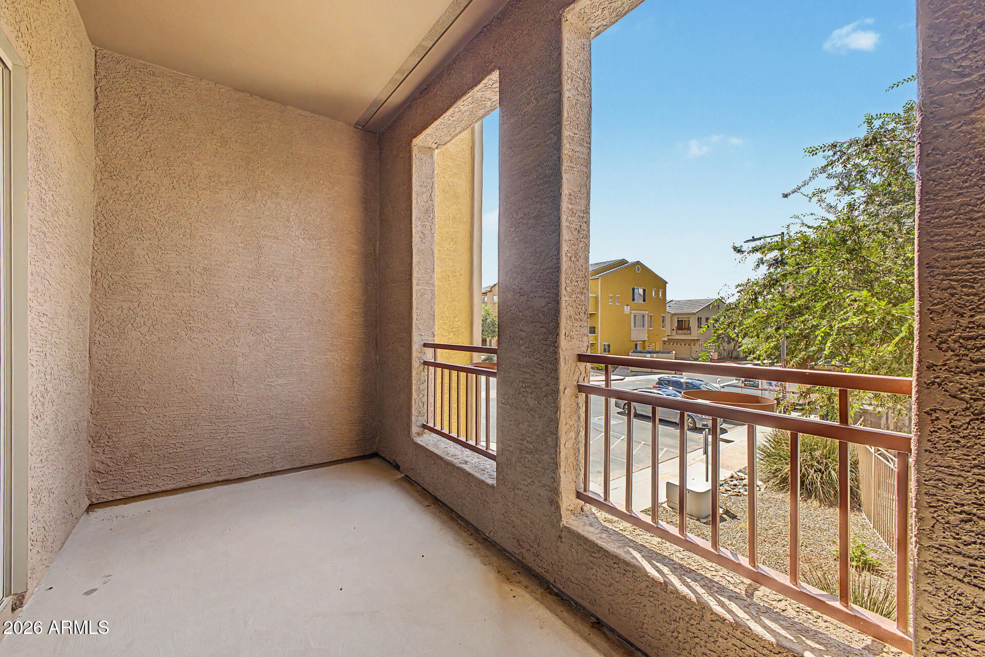 VIA DE CIELO - Residential