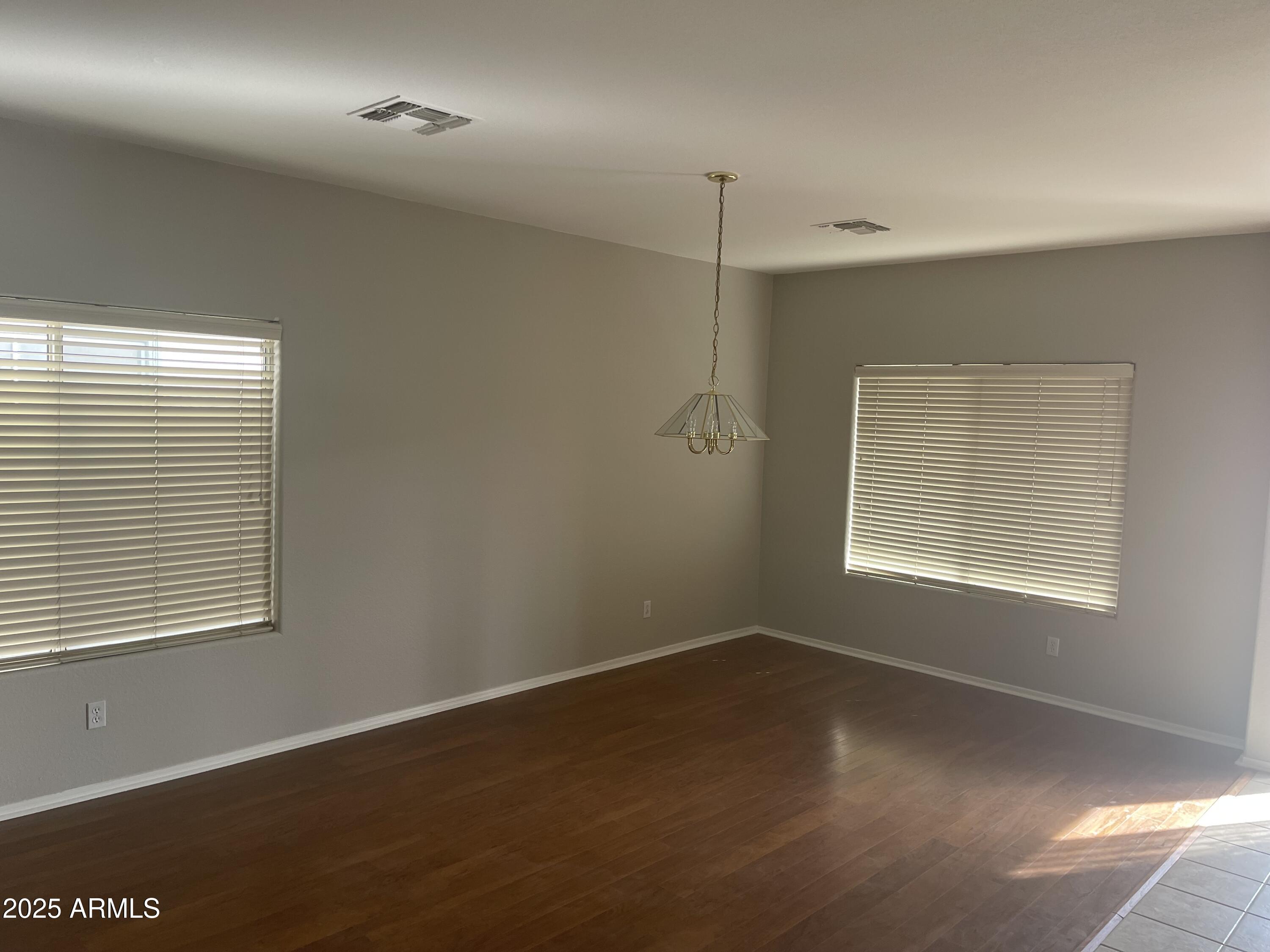 12524 W Adams Street