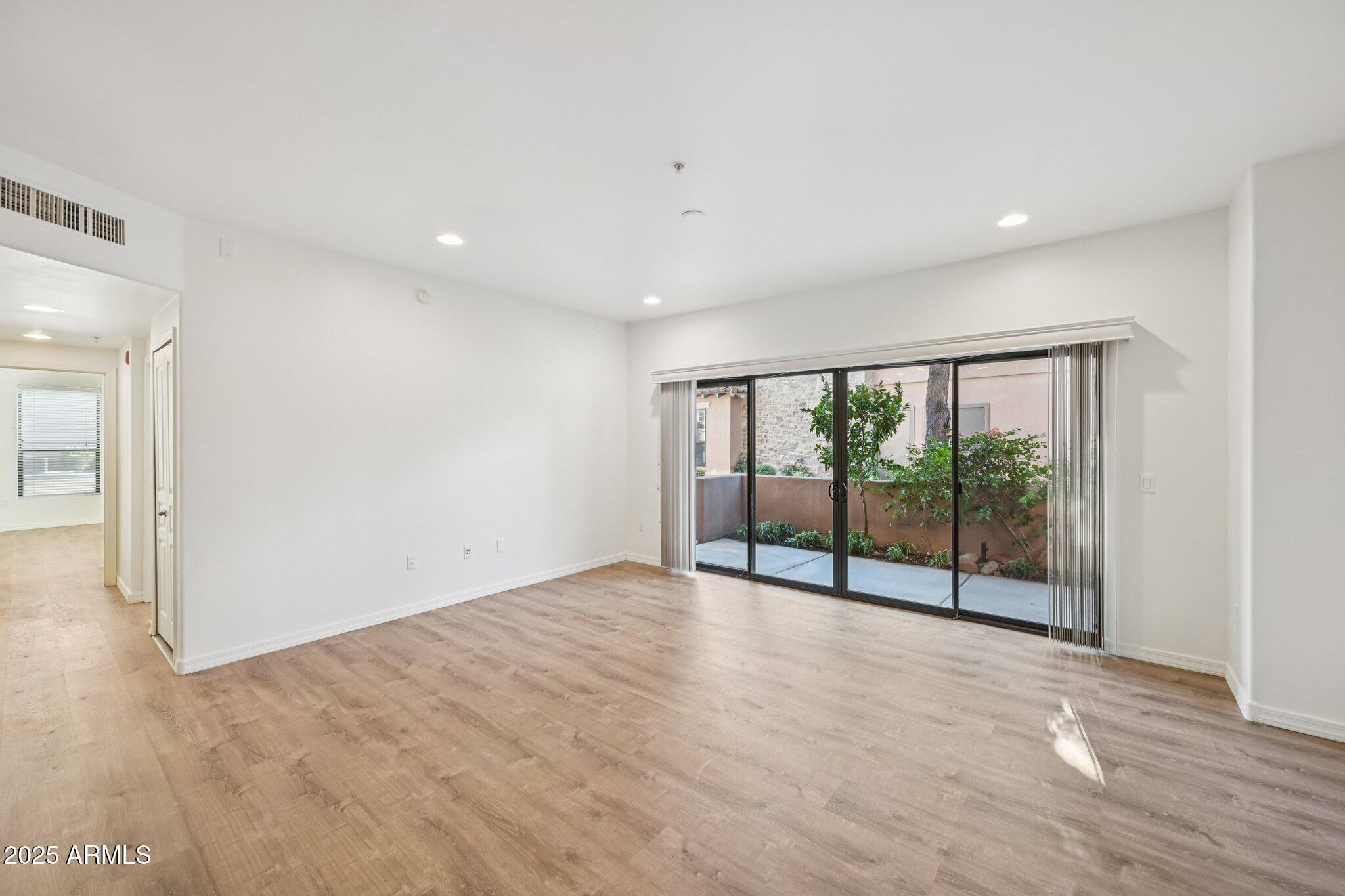 20660 N 40TH Street 1059