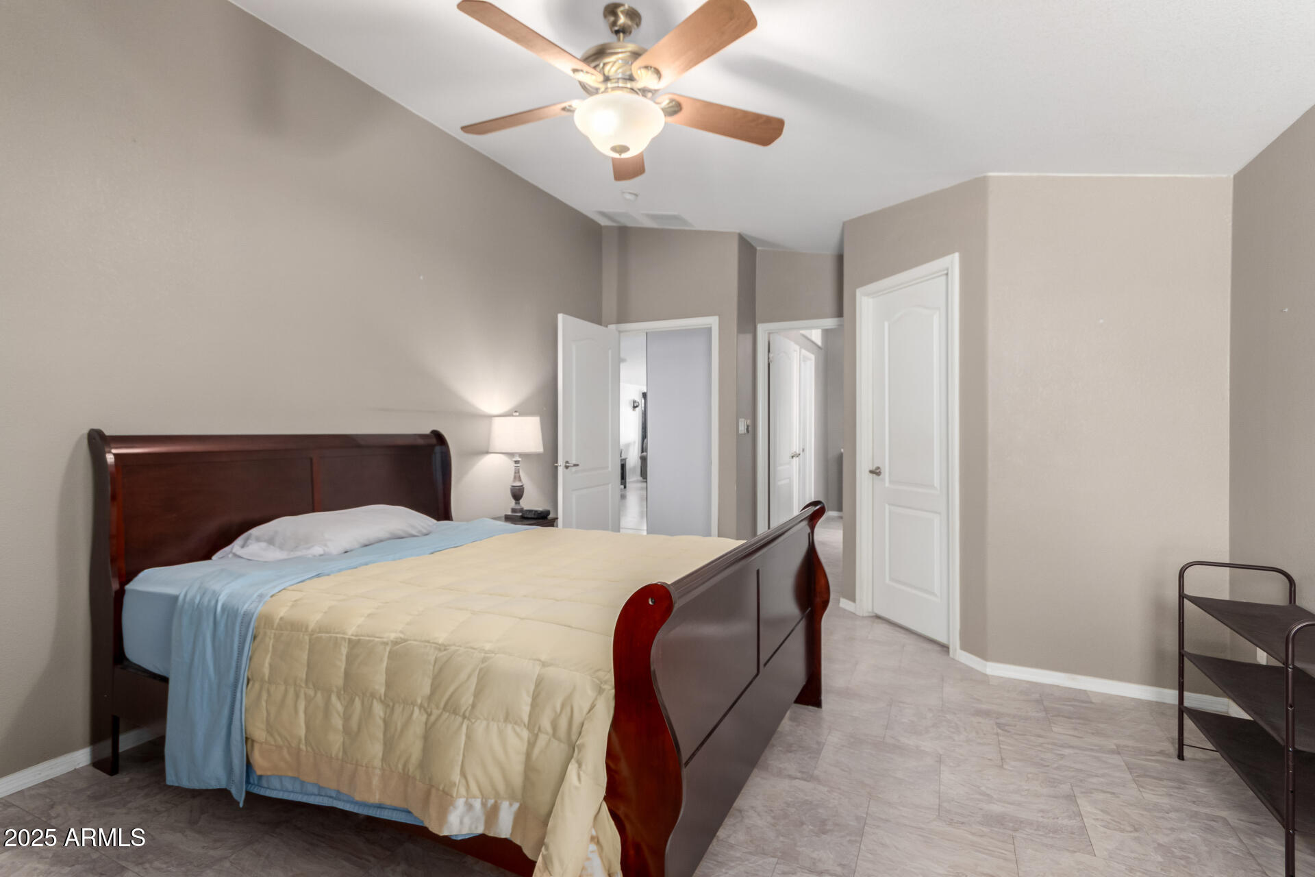 201 S GREENFIELD Road 166