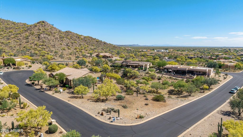 Photo of 10703 E Calle Del Cascabel #16, Gold Canyon, AZ 85118 (MLS # 7006674)