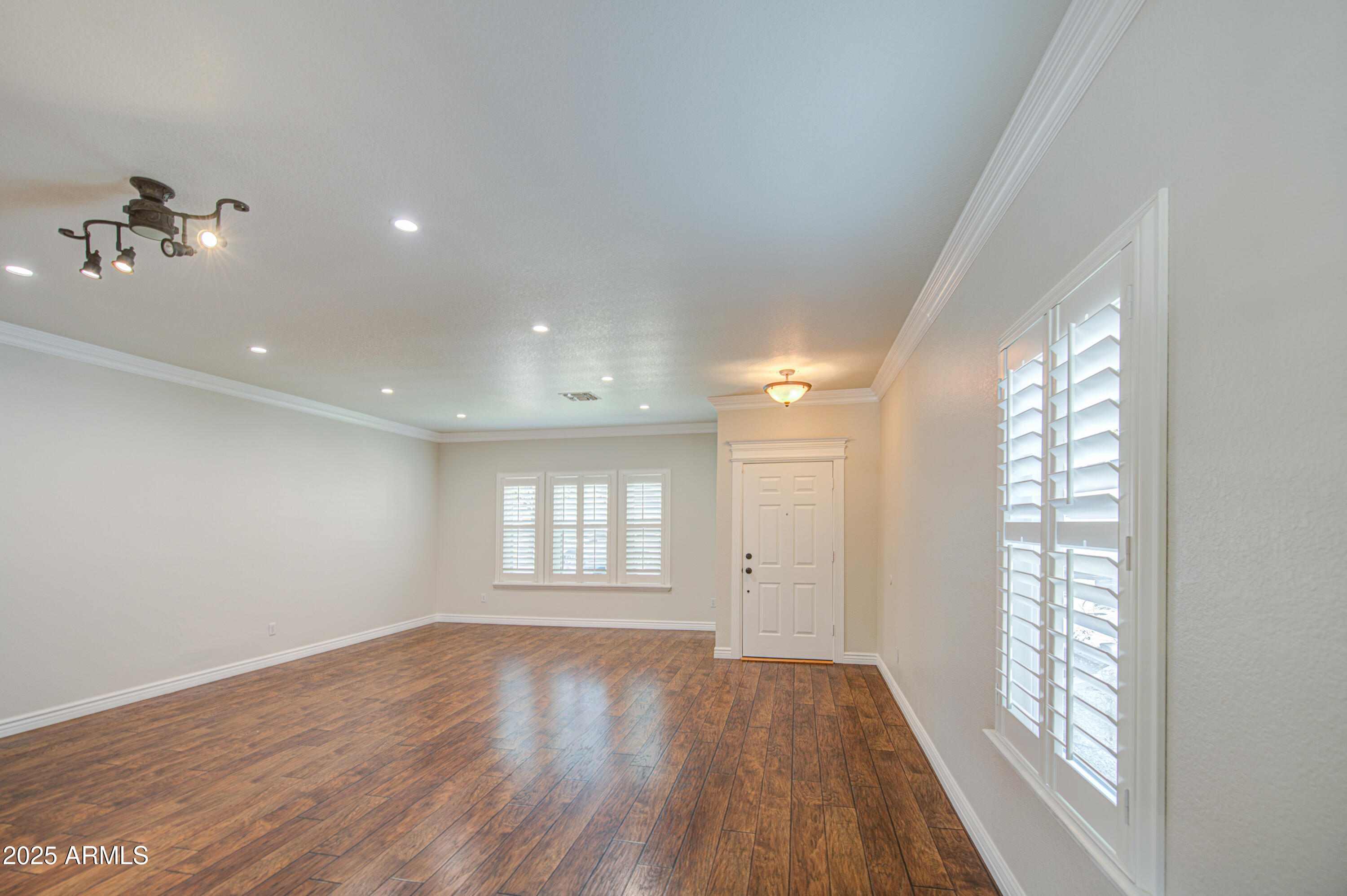 455 W ORCHARD Way