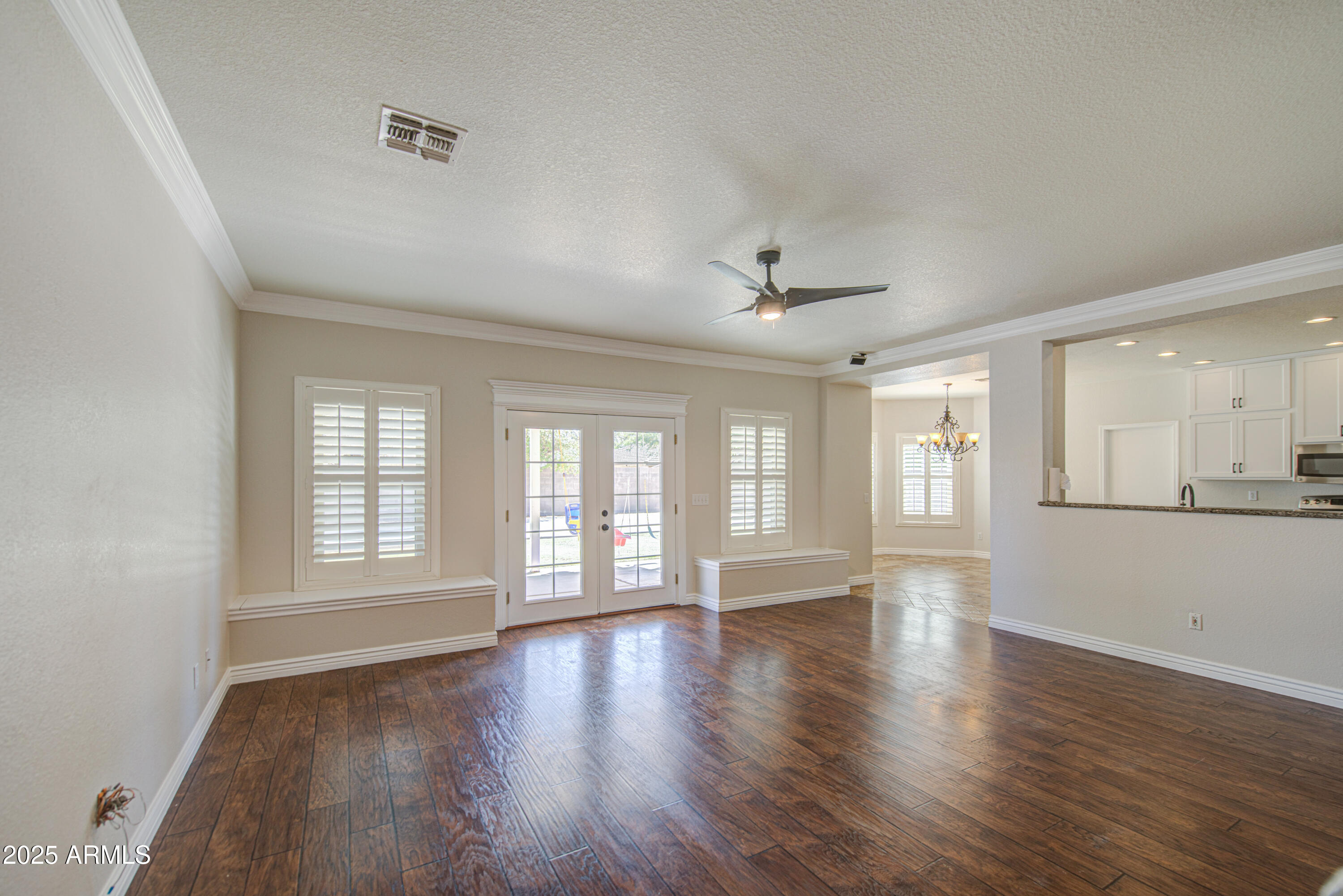 455 W ORCHARD Way