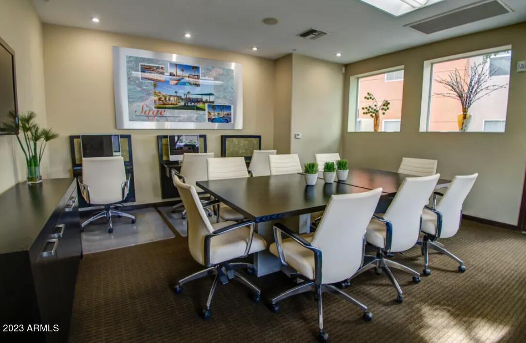 28575 N BLACK CANYON Highway 3