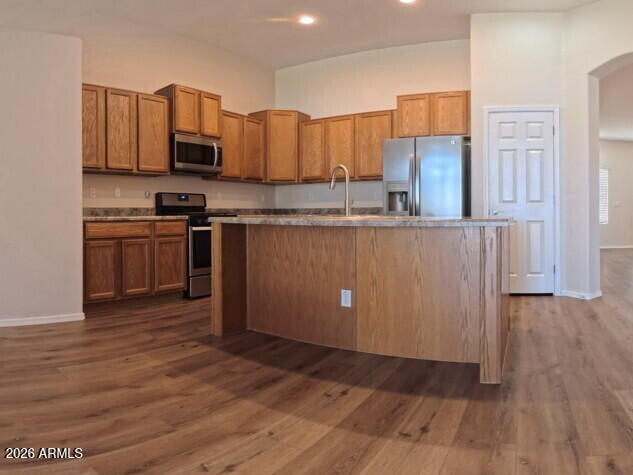 22156 N SUNSET Drive