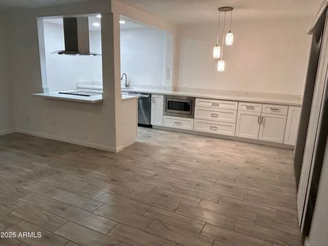 3416 N 44 Street 10 Phoenix AZ 85018