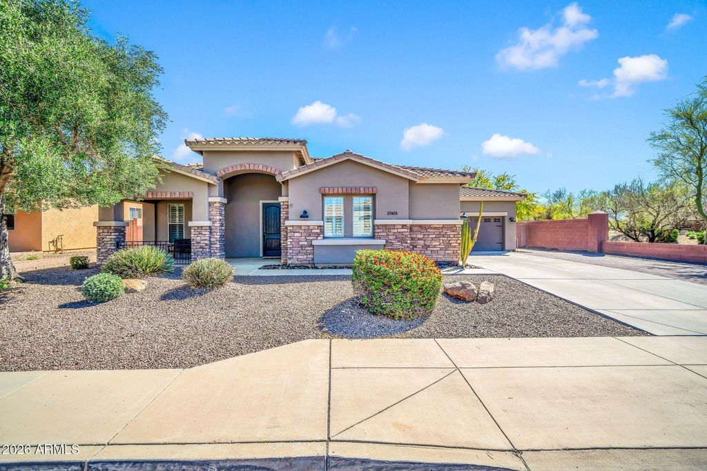 Photo of 27413 N 22nd Lane, Phoenix, AZ 85085 (MLS # 7001734)