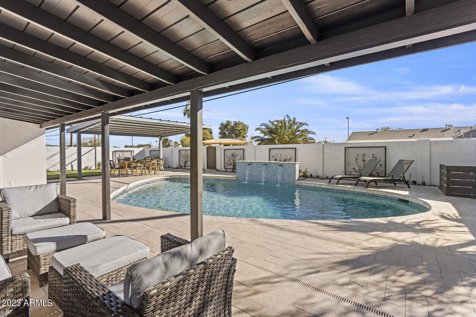 7313 E ROOSEVELT Street