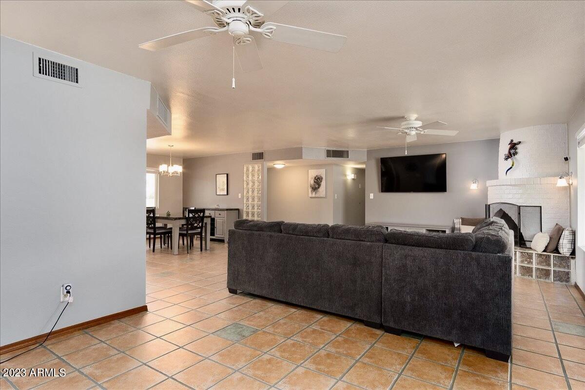 TOWN & COUNTRY ESTATES UNIT 2 - Residential