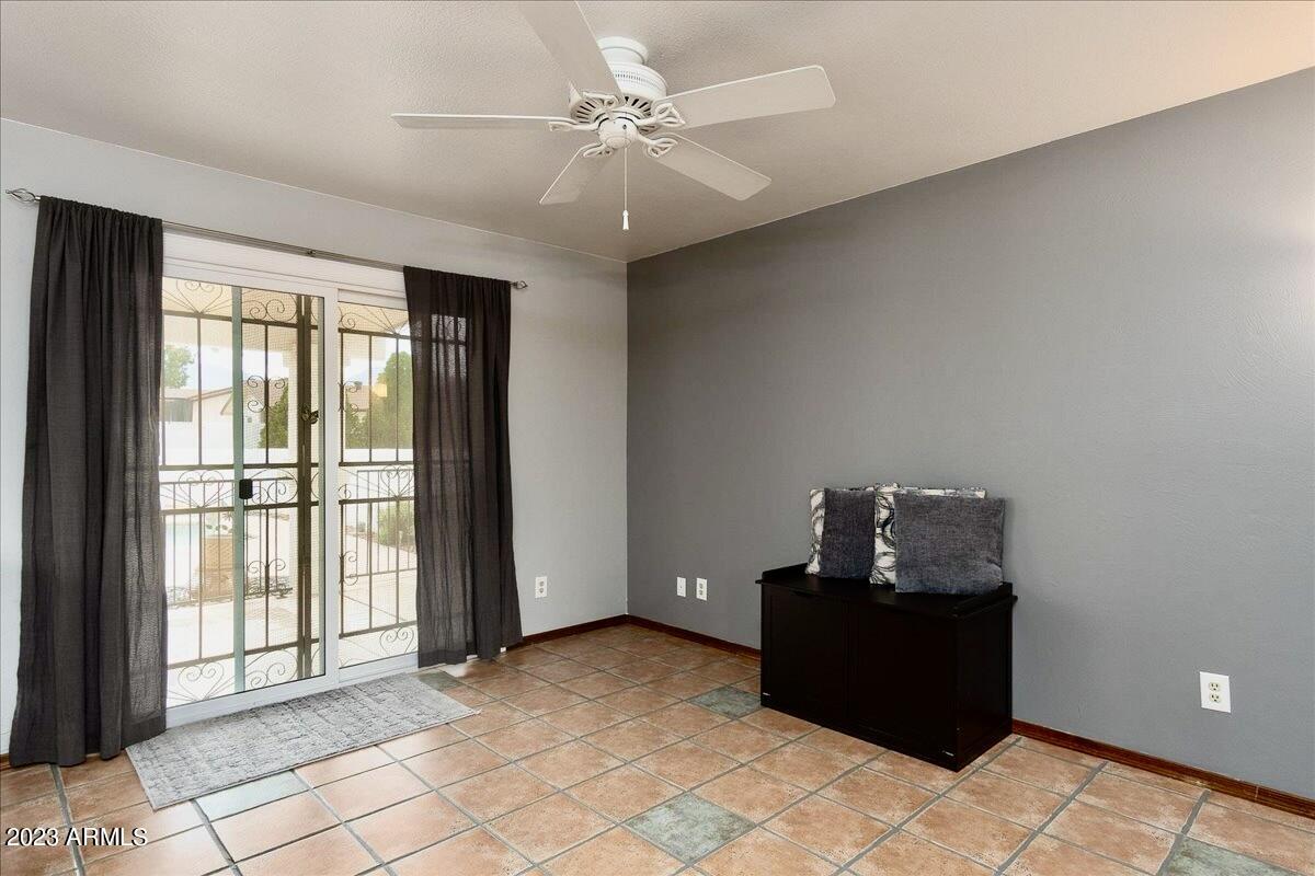 TOWN & COUNTRY ESTATES UNIT 2 - Residential