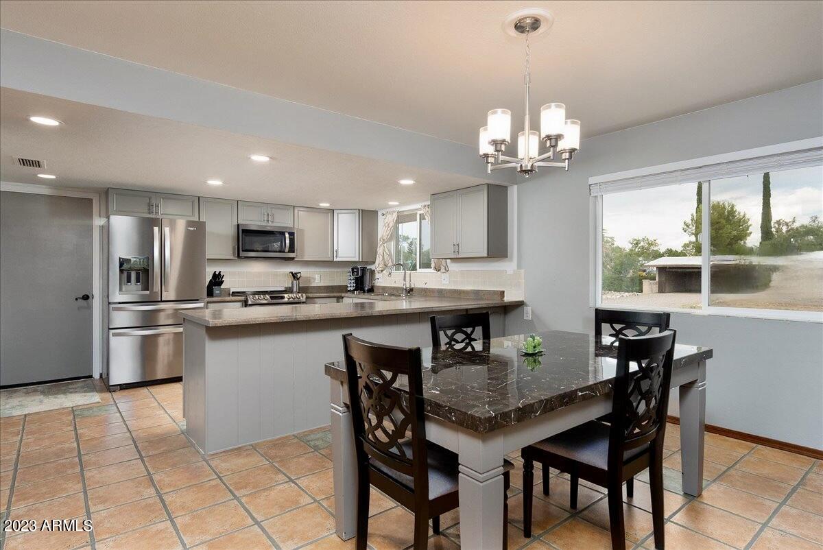 TOWN & COUNTRY ESTATES UNIT 2 - Residential
