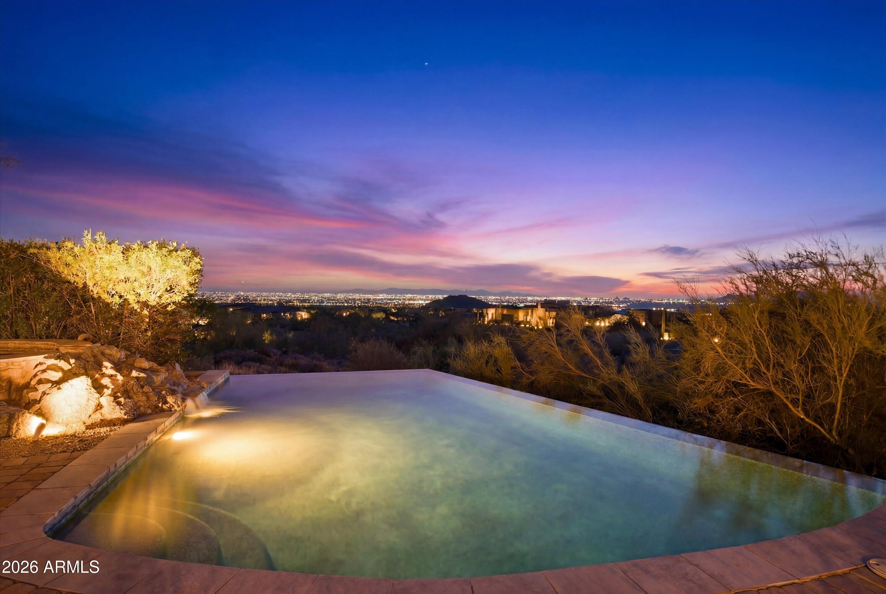 8407 E VIEW CREST Circle