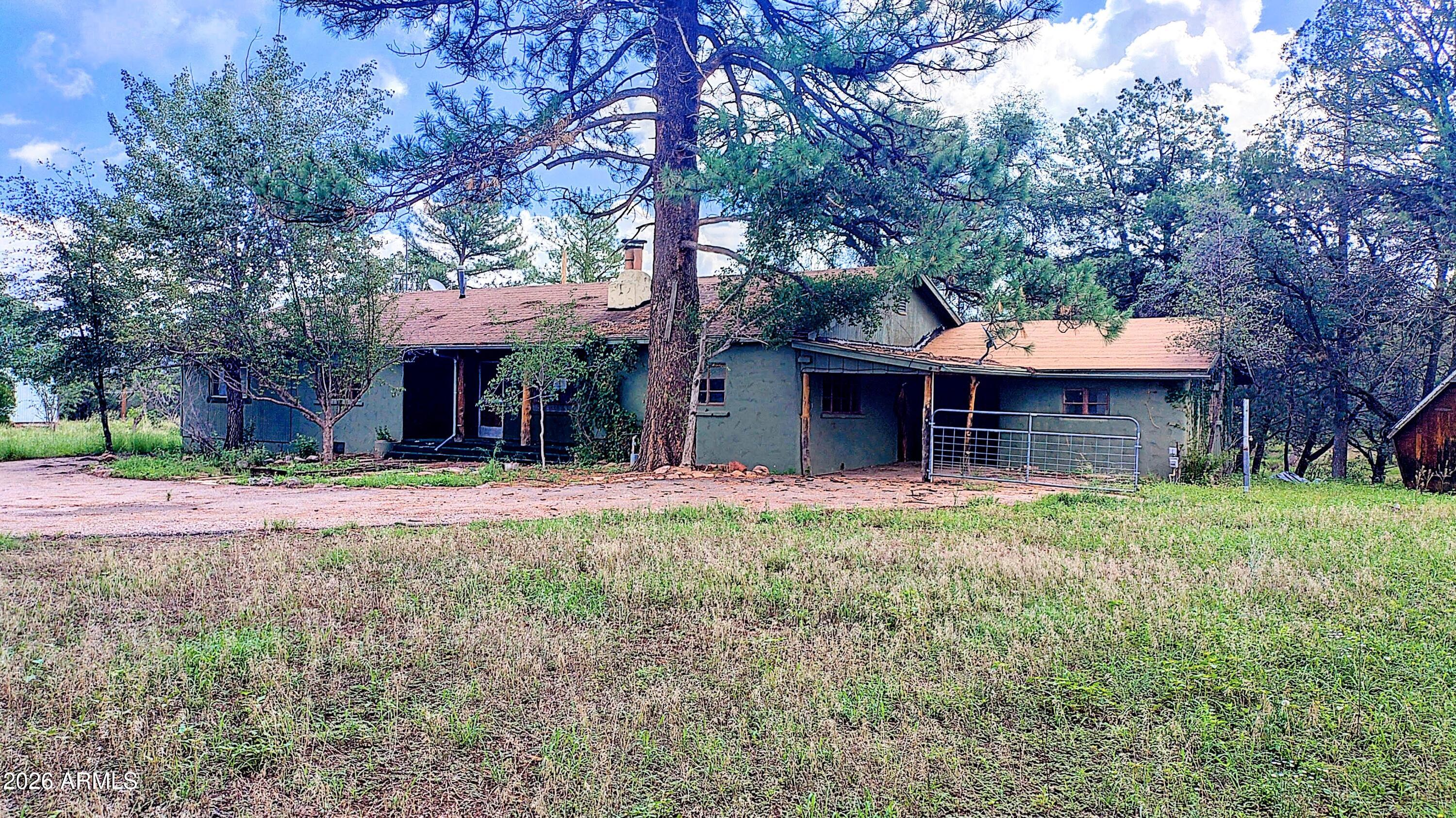 45985 N AZ HIGHWAY 288 --
