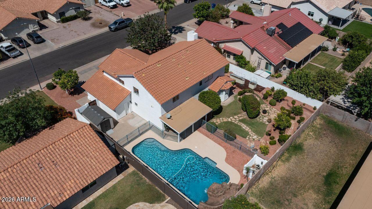 2663 E MINTON Street