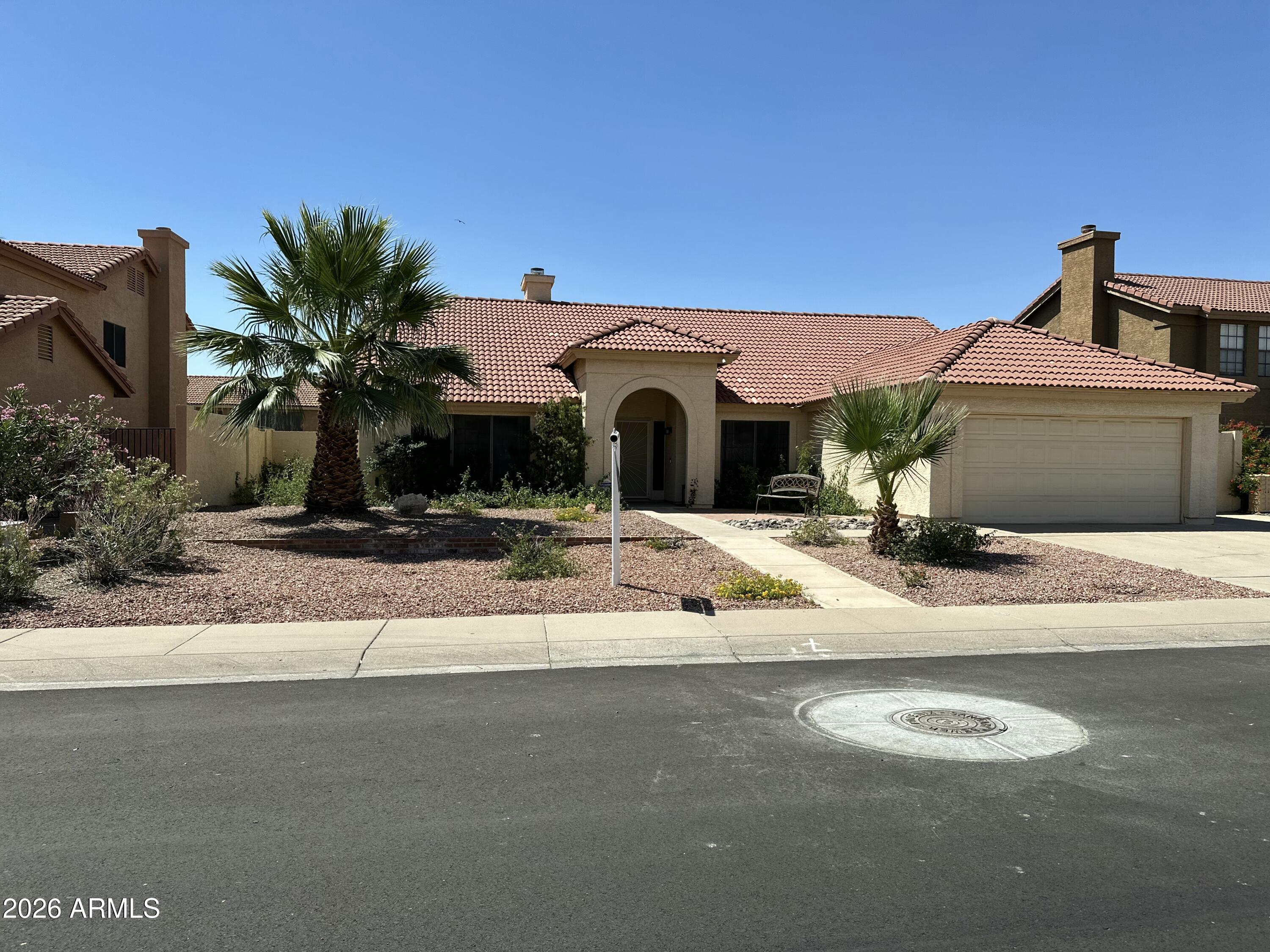 3909 E LAVENDER Lane E