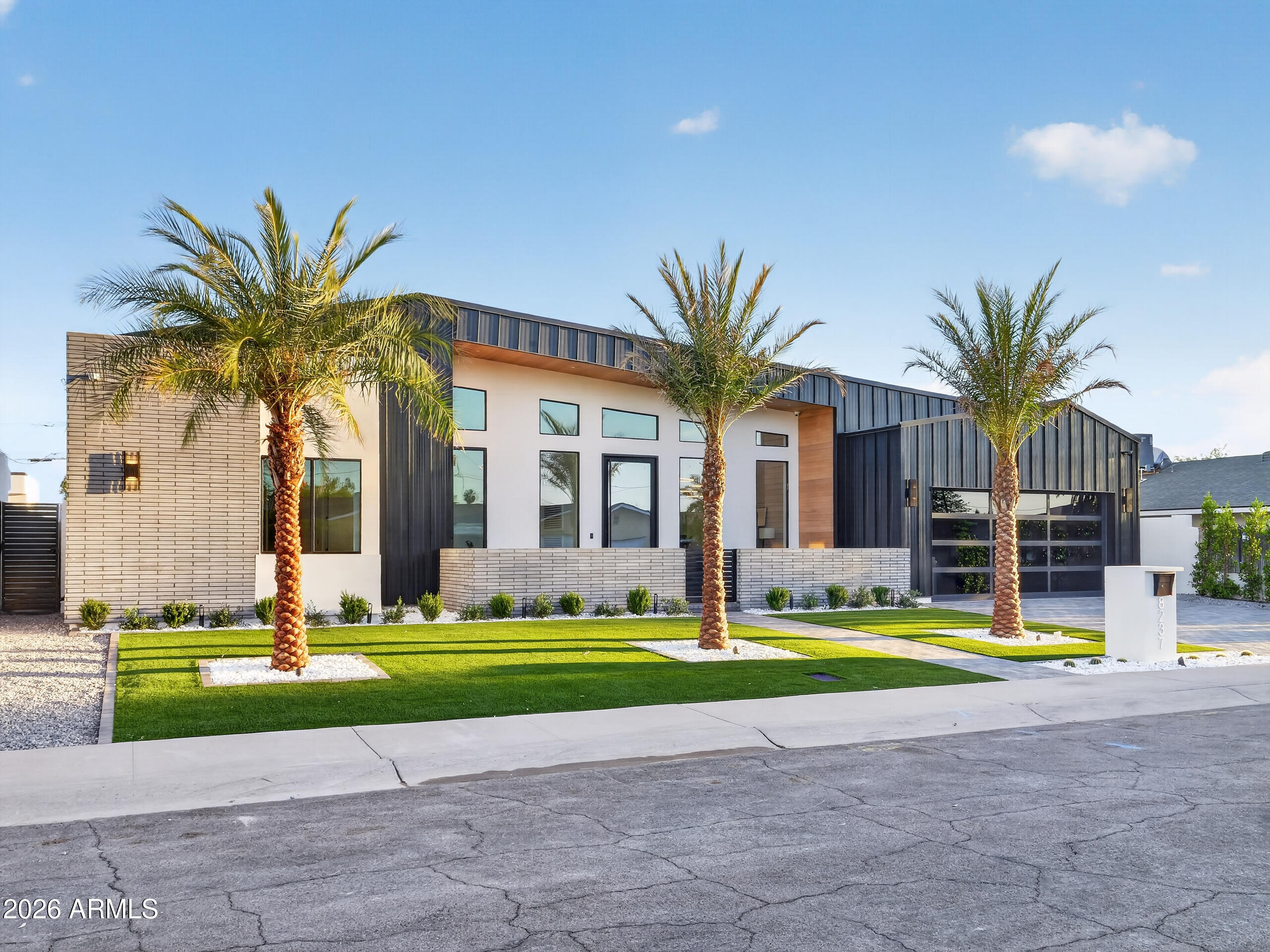 8237 E Coolidge Street