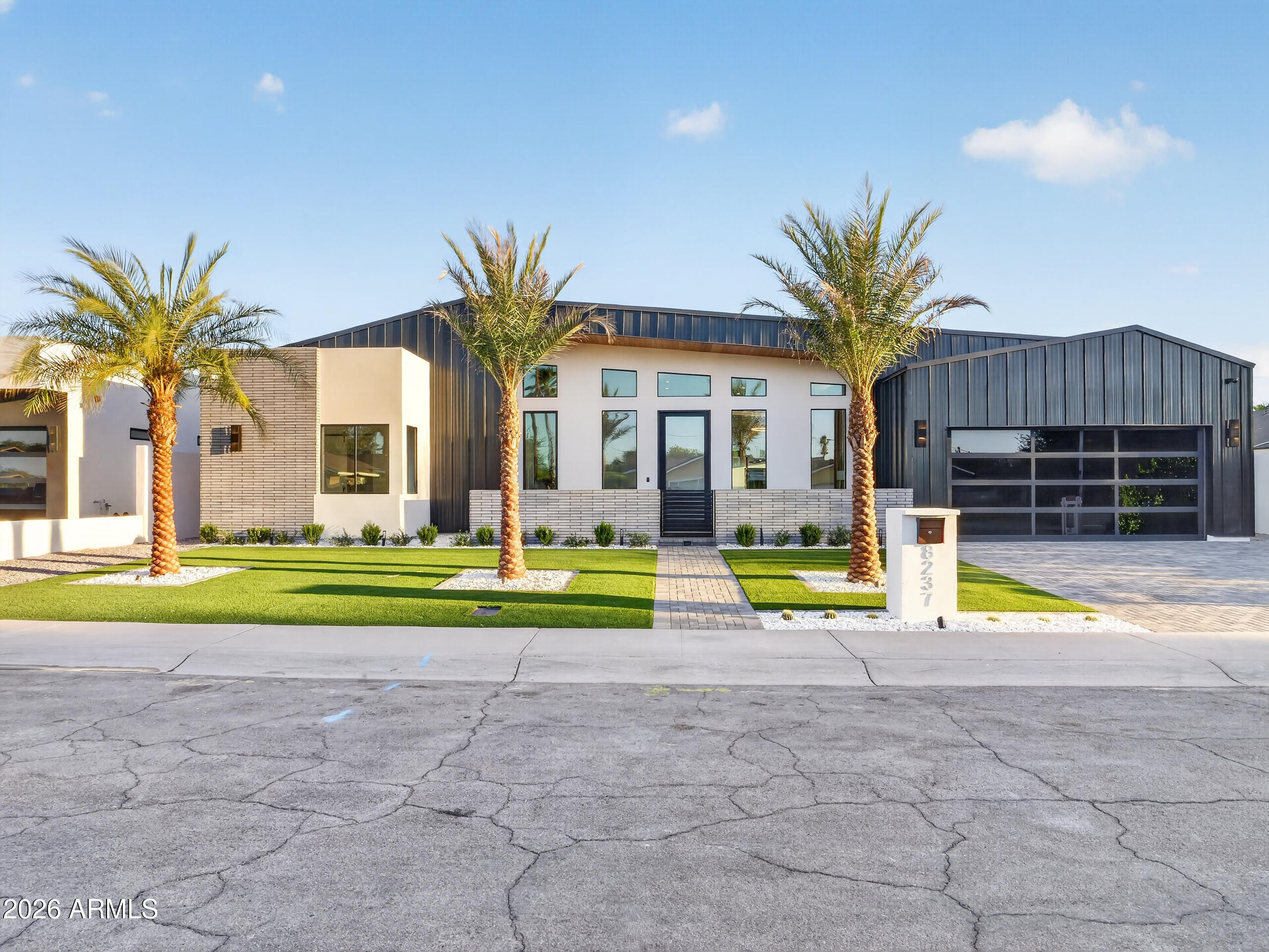 8237 E Coolidge Street