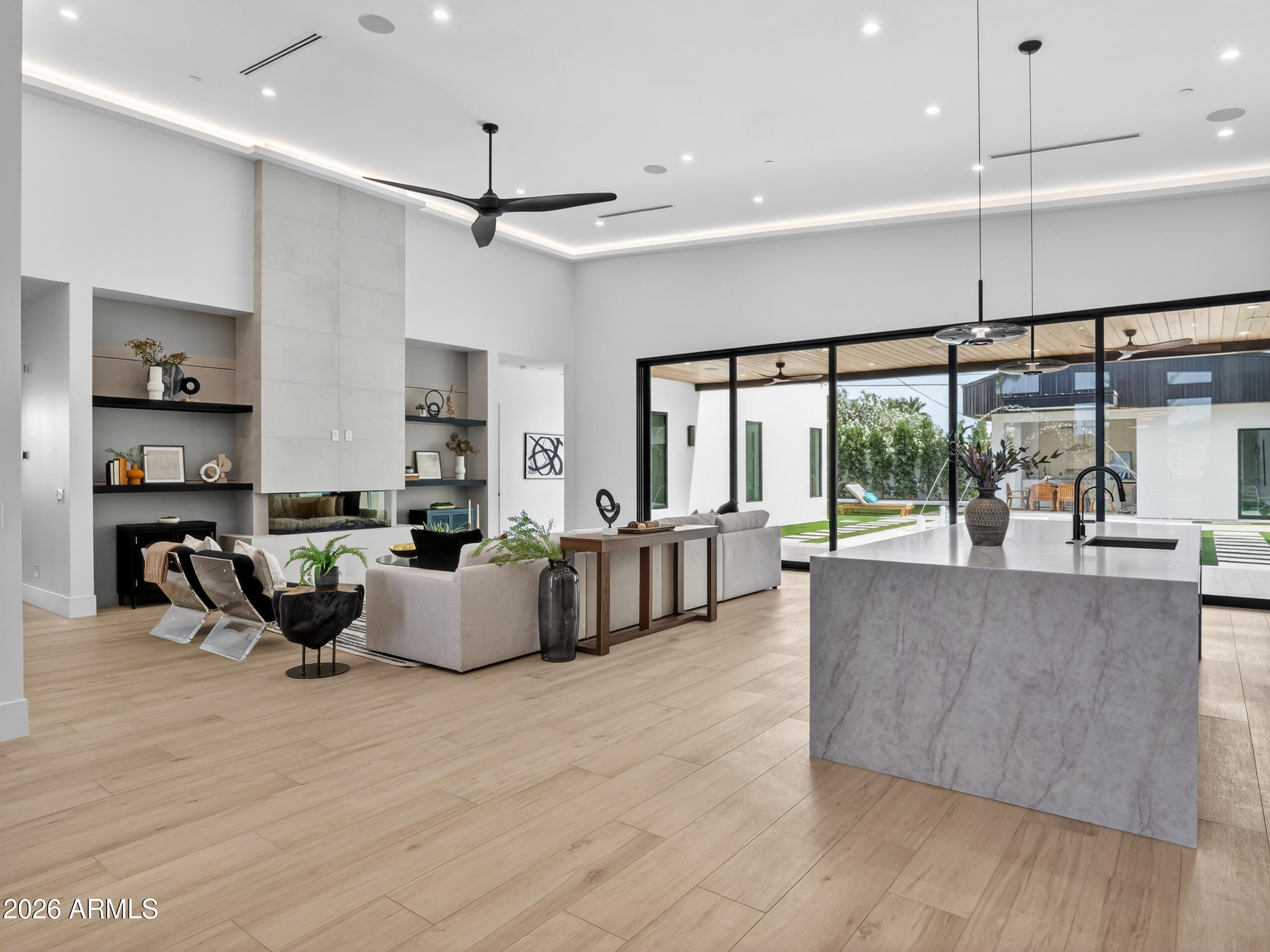 SCOTTSDALE COUNTRY ACRES ANNEX - Residential