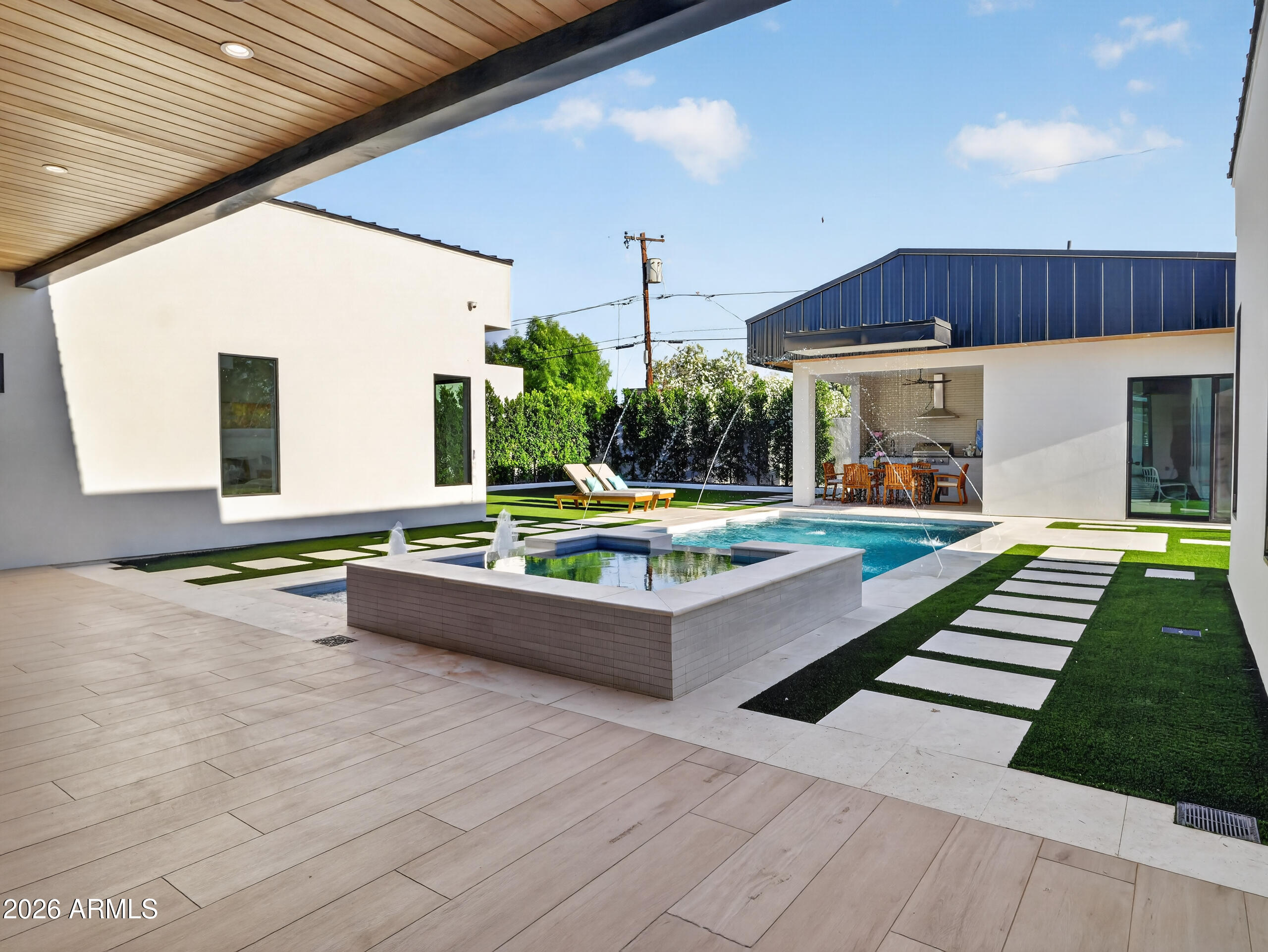 SCOTTSDALE COUNTRY ACRES ANNEX - Residential