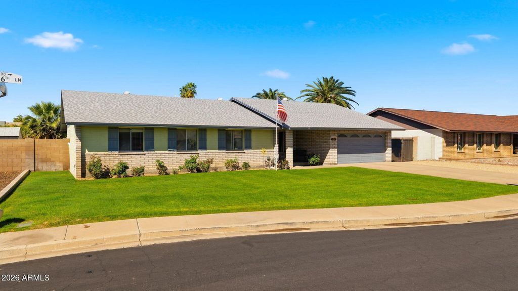 Photo of 12218 N 46th Lane, Glendale, AZ 85304 (MLS # 6993624)