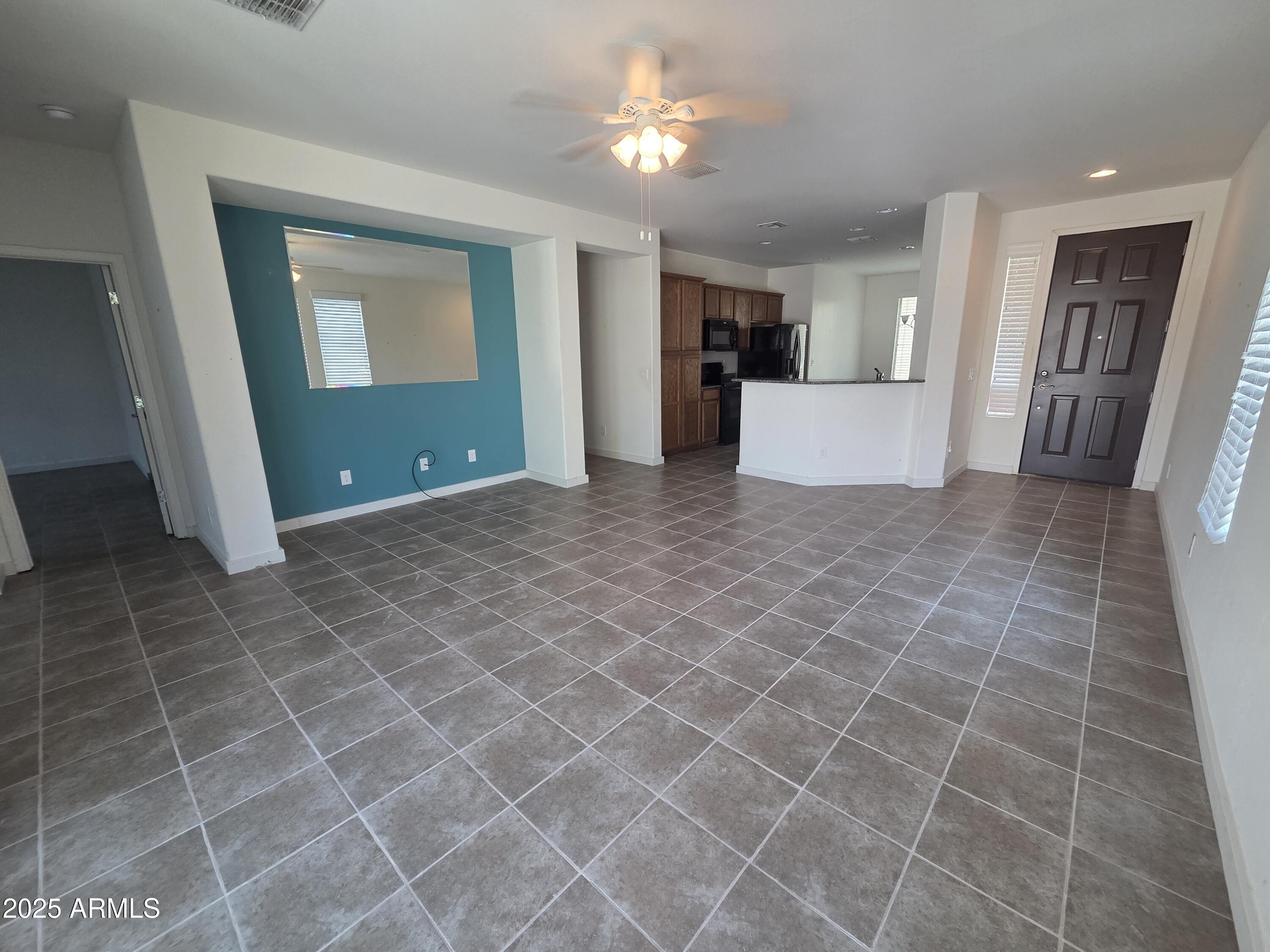 22596 W LOMA LINDA Boulevard