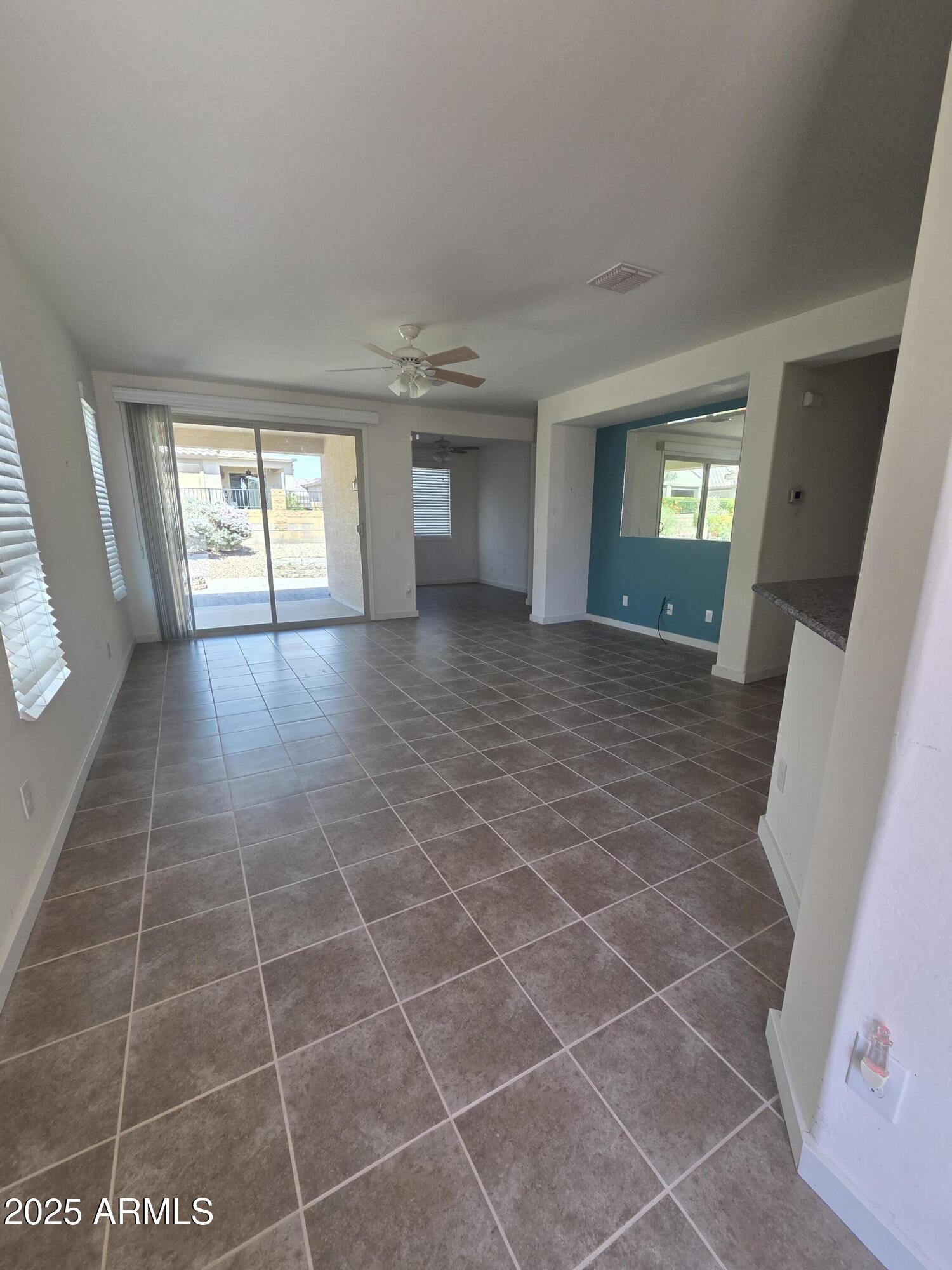 22596 W LOMA LINDA Boulevard