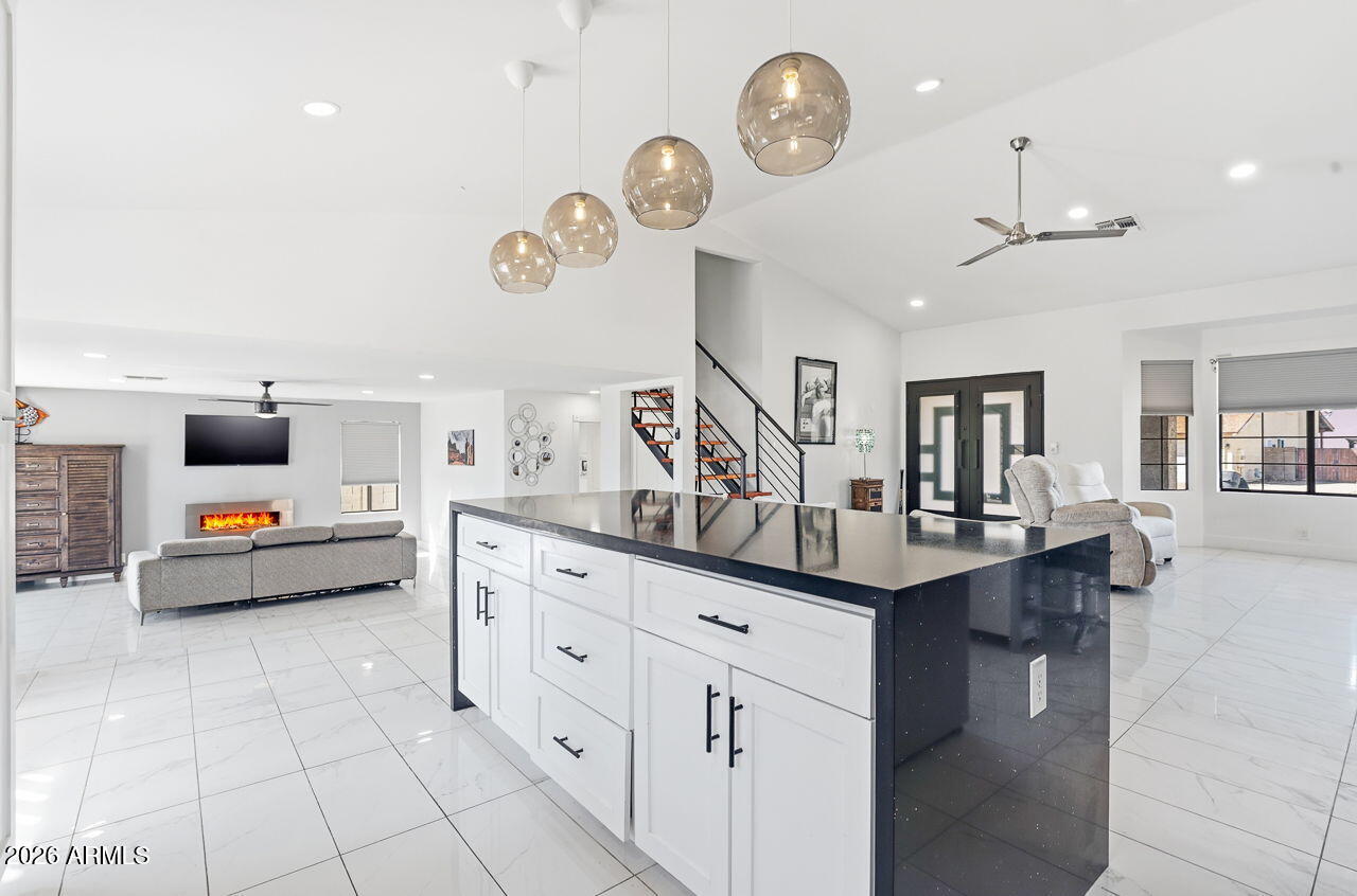 8711 W SIERRA VISTA Drive