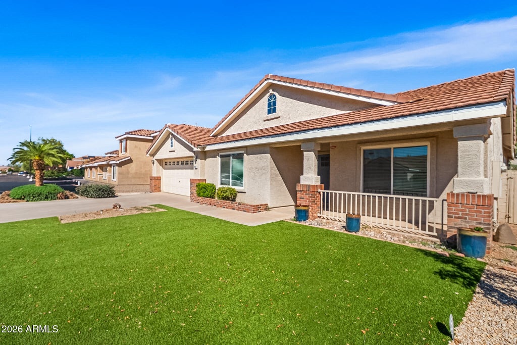 Photo of 902 W Juanita Avenue, Gilbert, AZ 85233 (MLS # 7092001)