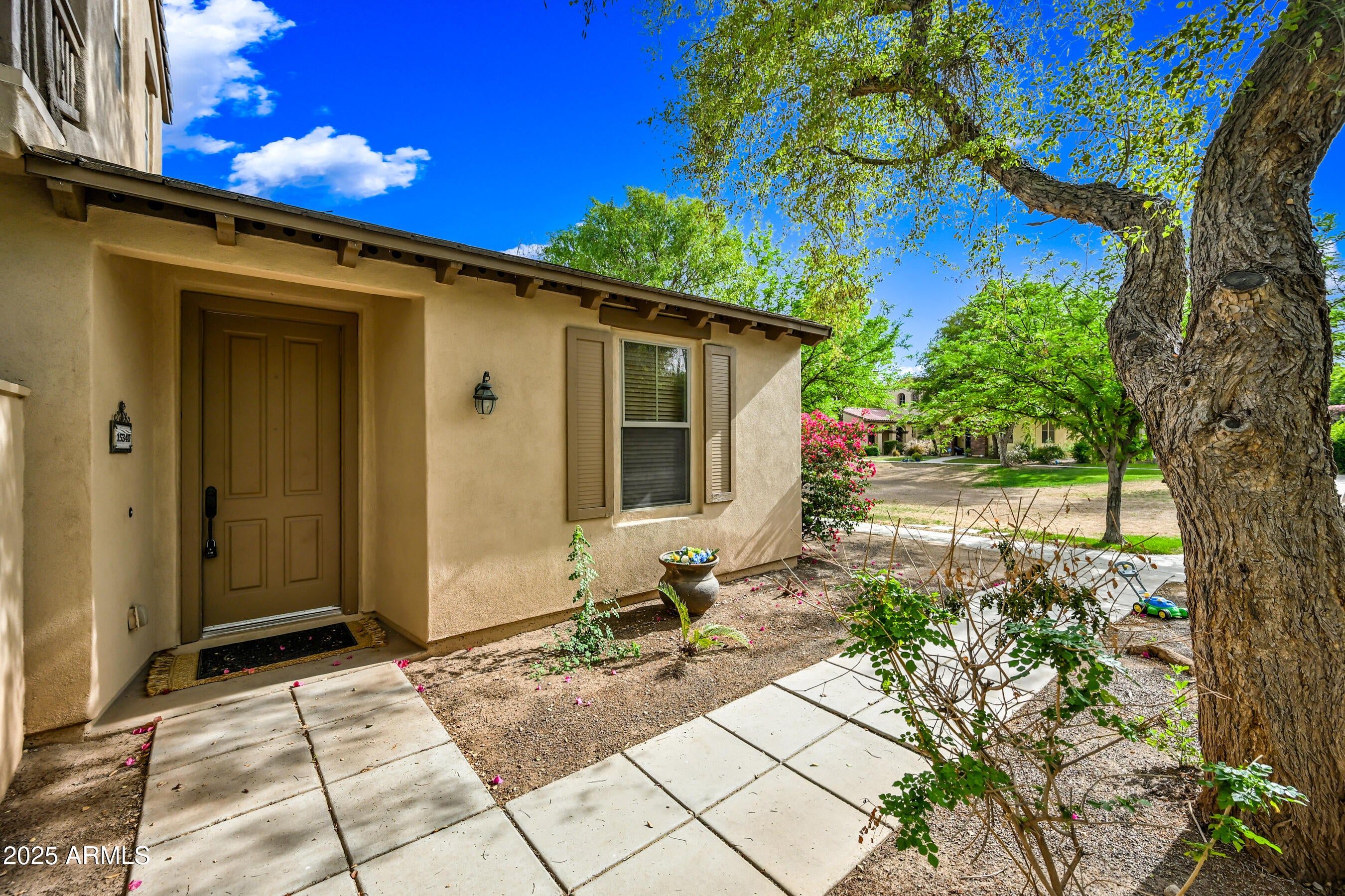 15340 W Dahlia Drive