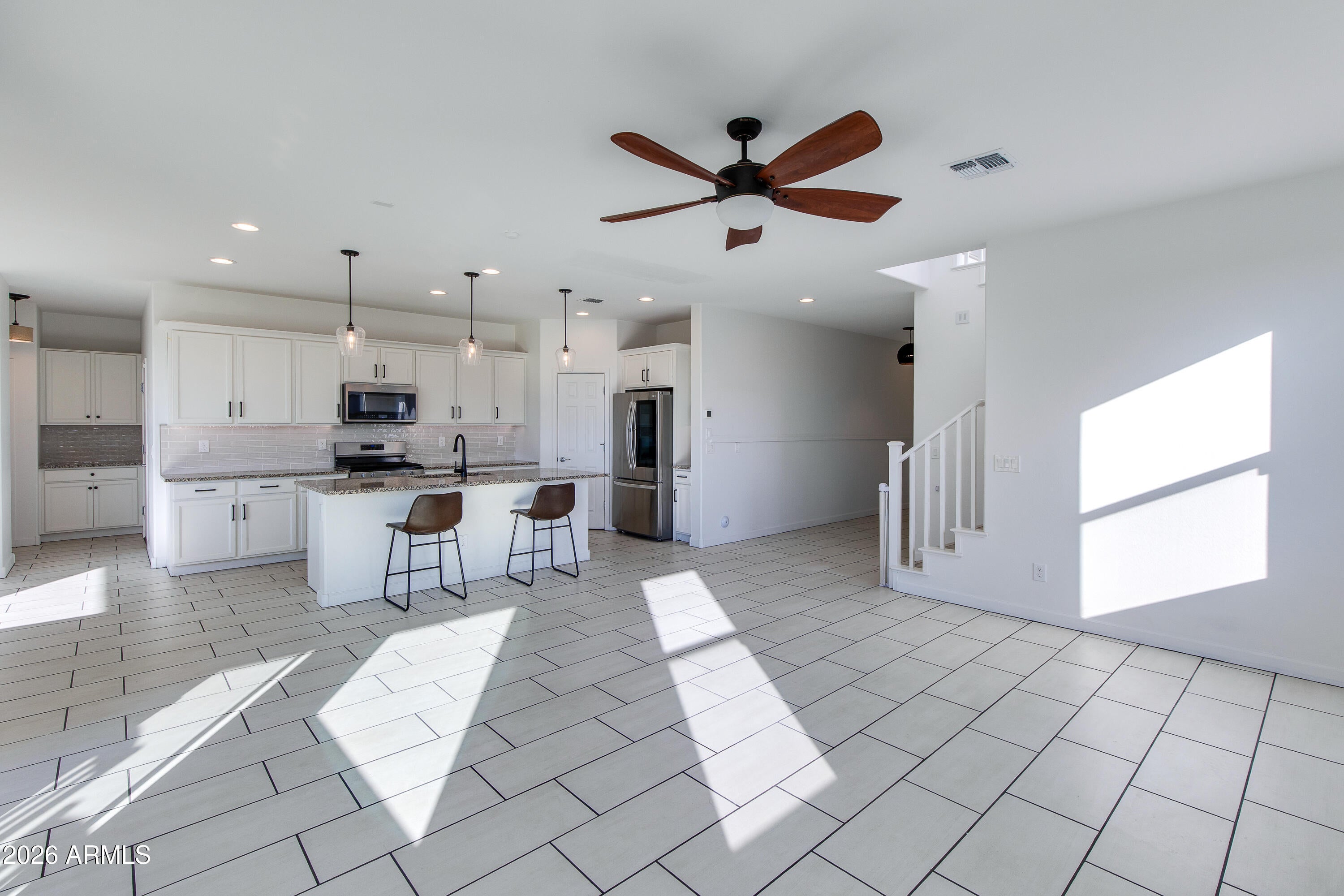 5636 W STARGAZER Place