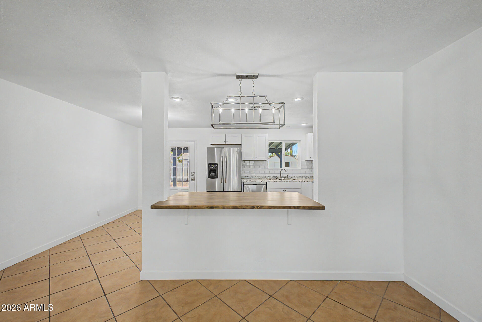 1303 E MILLETT Avenue