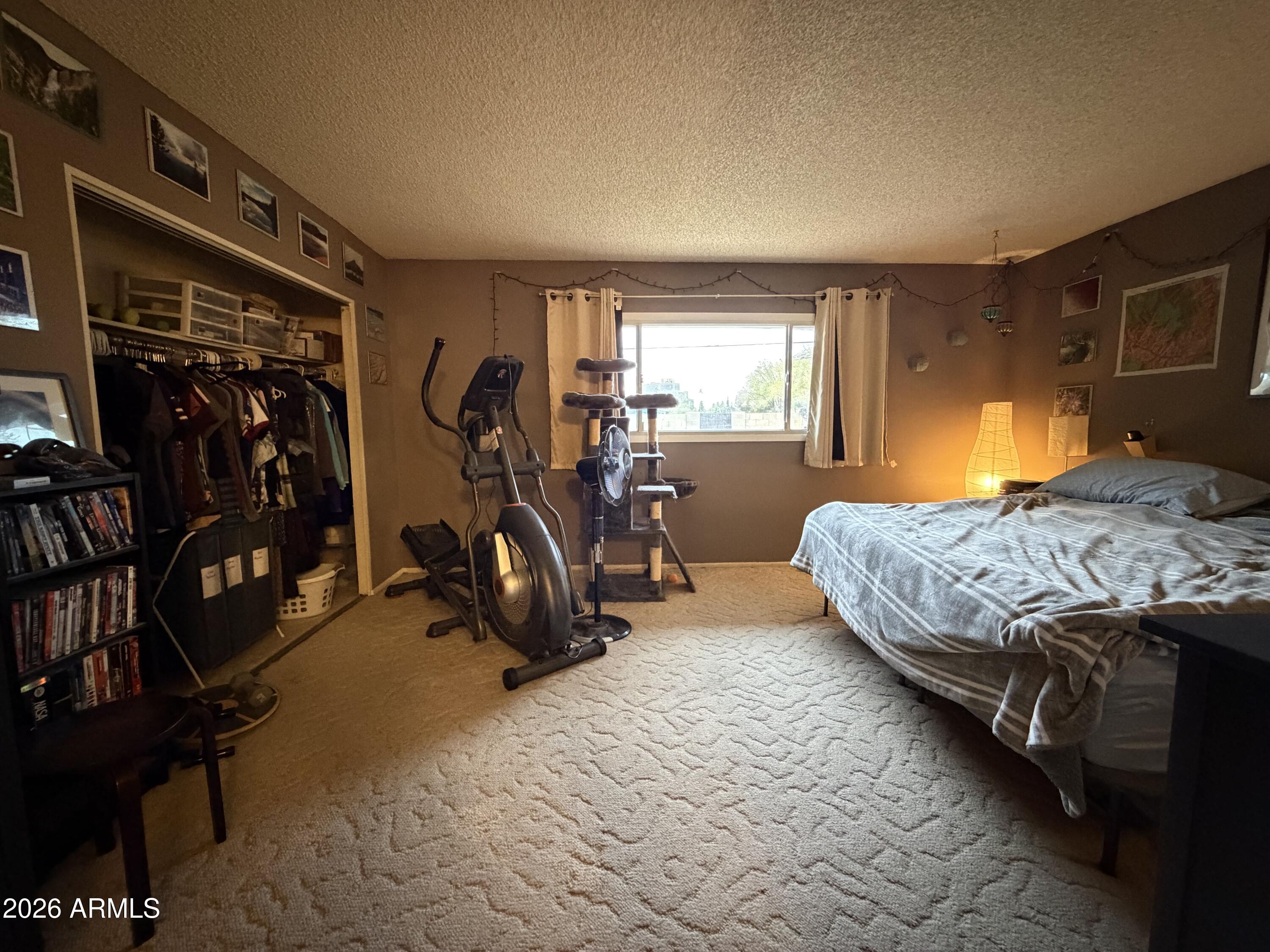 1318 E La Jolla Drive