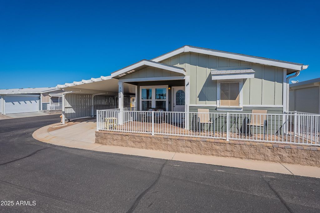 Photo of 650 N Hawes Road #3702, Mesa, AZ 85207 (MLS # 6928102)
