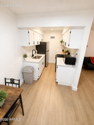 302 E MONTE VISTA RD APT C4, PHOENIX, AZ 85004 - Image 226151d676cce4bef57c8d5f9886000f/3674447389