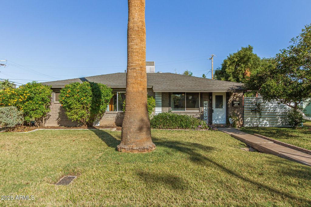Photo of 542 W 15th Street, Tempe, AZ 85281 (MLS # 6951878)