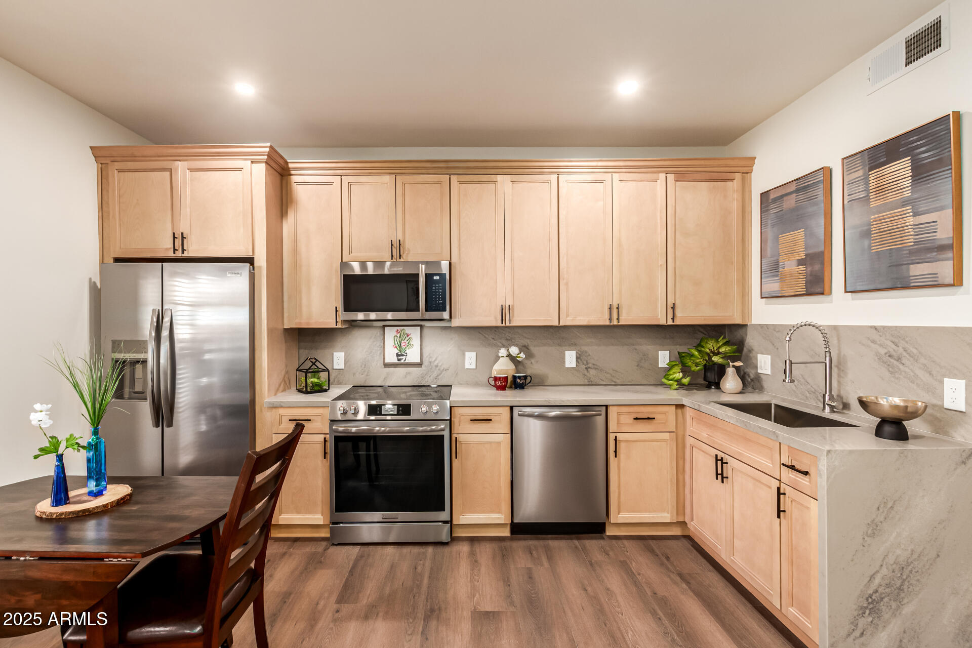 12005 N Panorama Drive 203