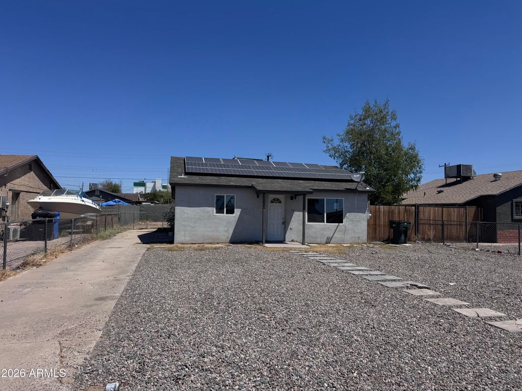 Photo of 3010 W Holly Street, Phoenix, AZ 85009 (MLS # 7030467)