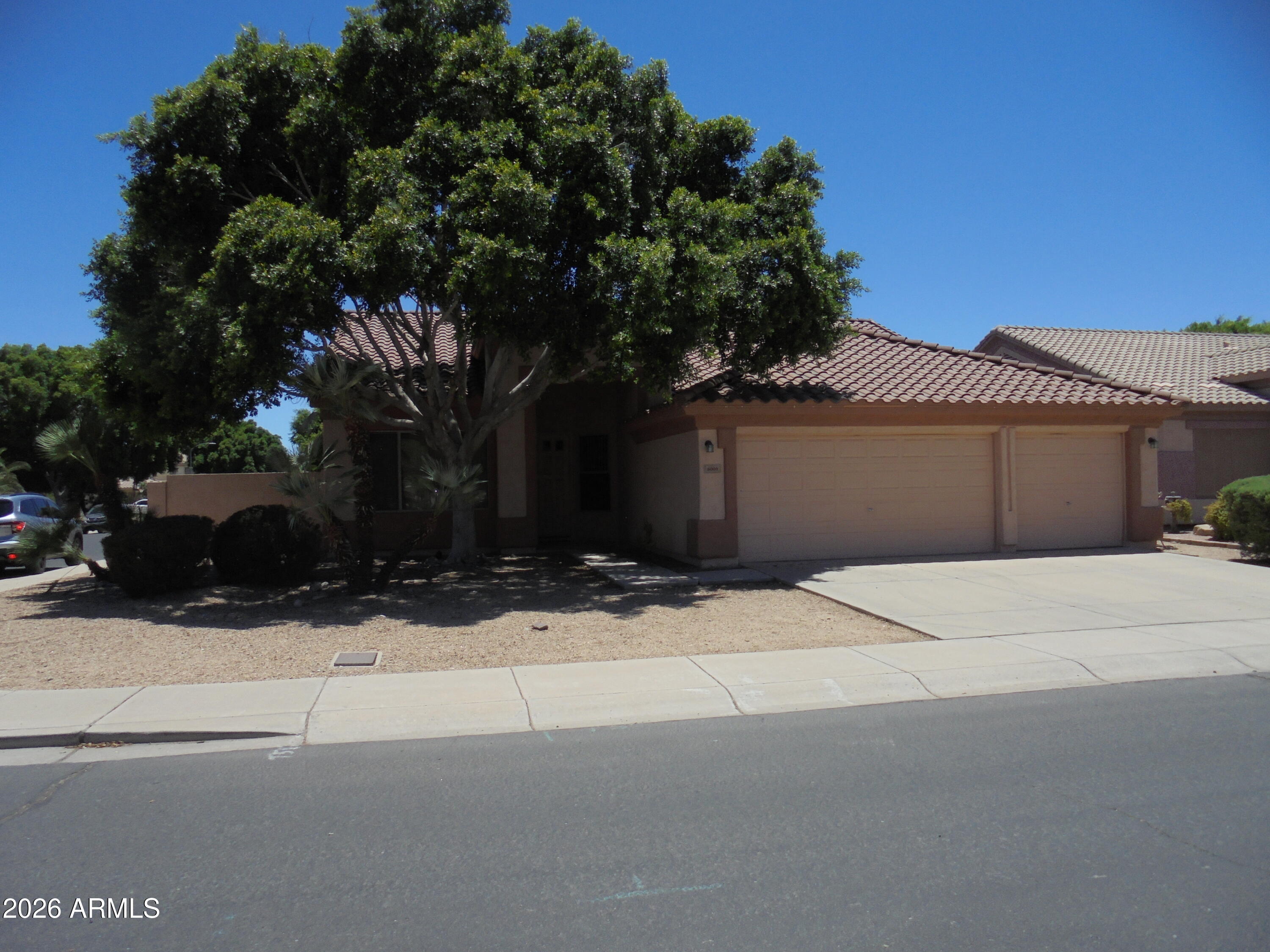 6003 W SEQUOIA Drive